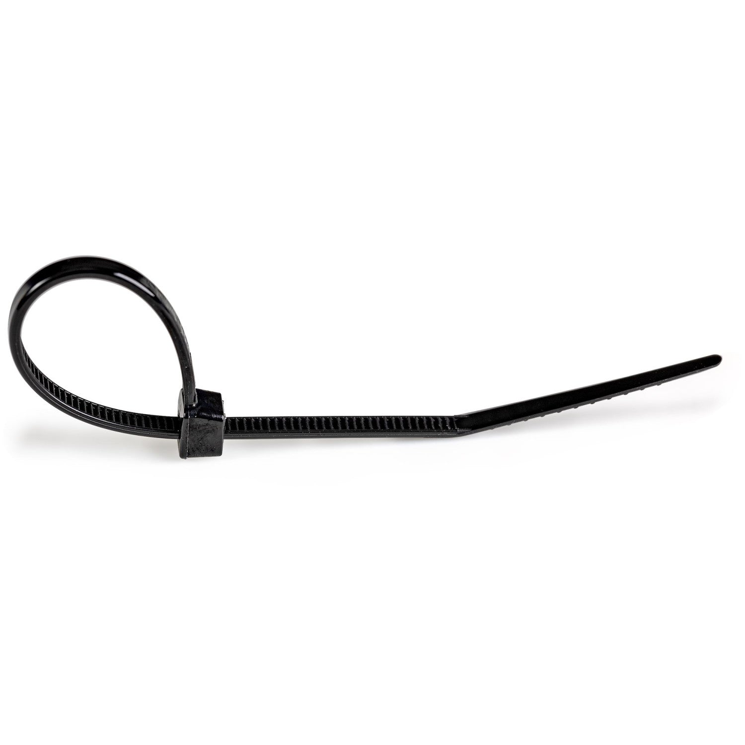 StarTech.com Fascetta Fermacavi da 15cm - Fascetta in Plastica Stringicavo Larga 3mm, Diametro del Fascio 39mm, Resistenza alla Trazione 18kg - Autobloccante -94V-2/UL - Confezione da 100 pezzi - Nero