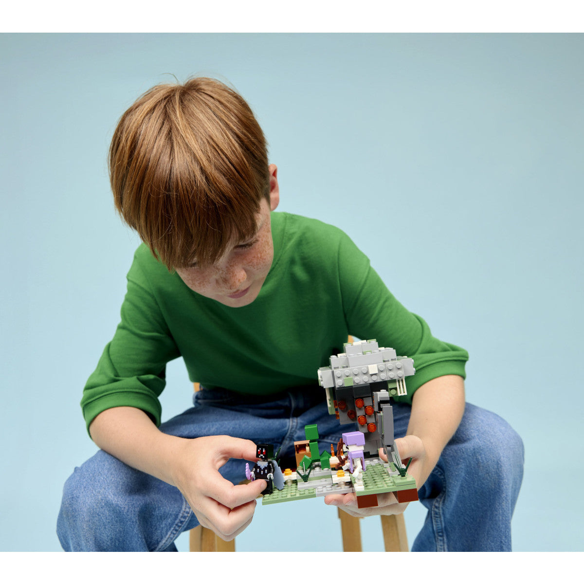 LEGO Minecraft Giardino Pallido 21586 Set da Costruzione 243 Pezzi per Bambini 7 Anni