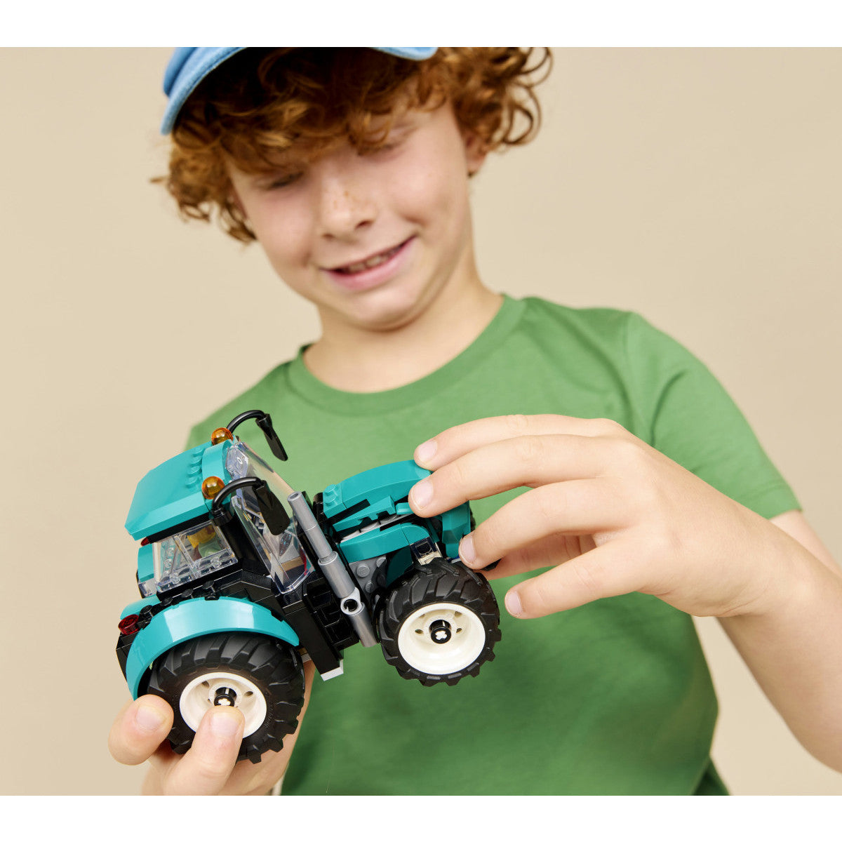 LEGO City Trattore 60498 Set da Costruzione 204 Pezzi con Minifigure per Bambini 6 Anni