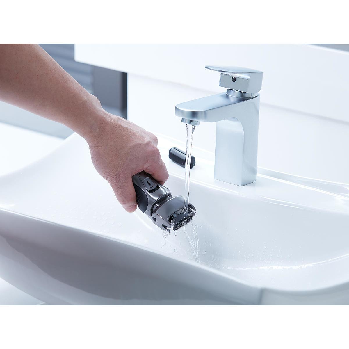 Panasonic ES-RW33-H503 Rasoio 2 Lame WET DRY Grigio scuro Trimmer Baffi e Basette