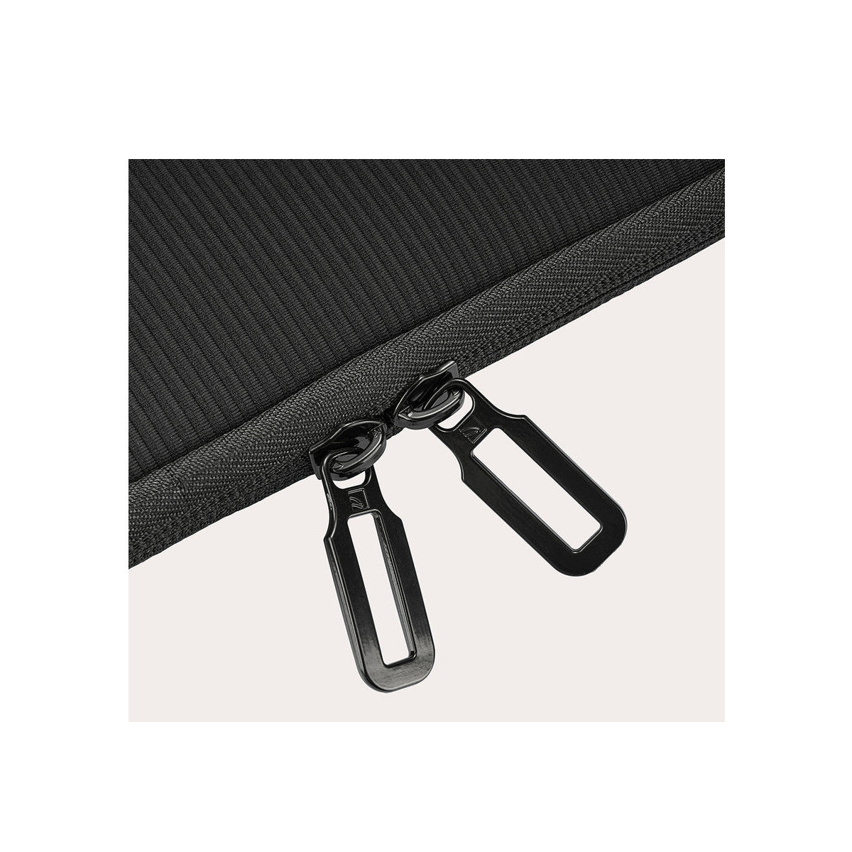 Tucano Colore 34,5 cm (13.6") Borsa con caricamento dall'alto Nero
