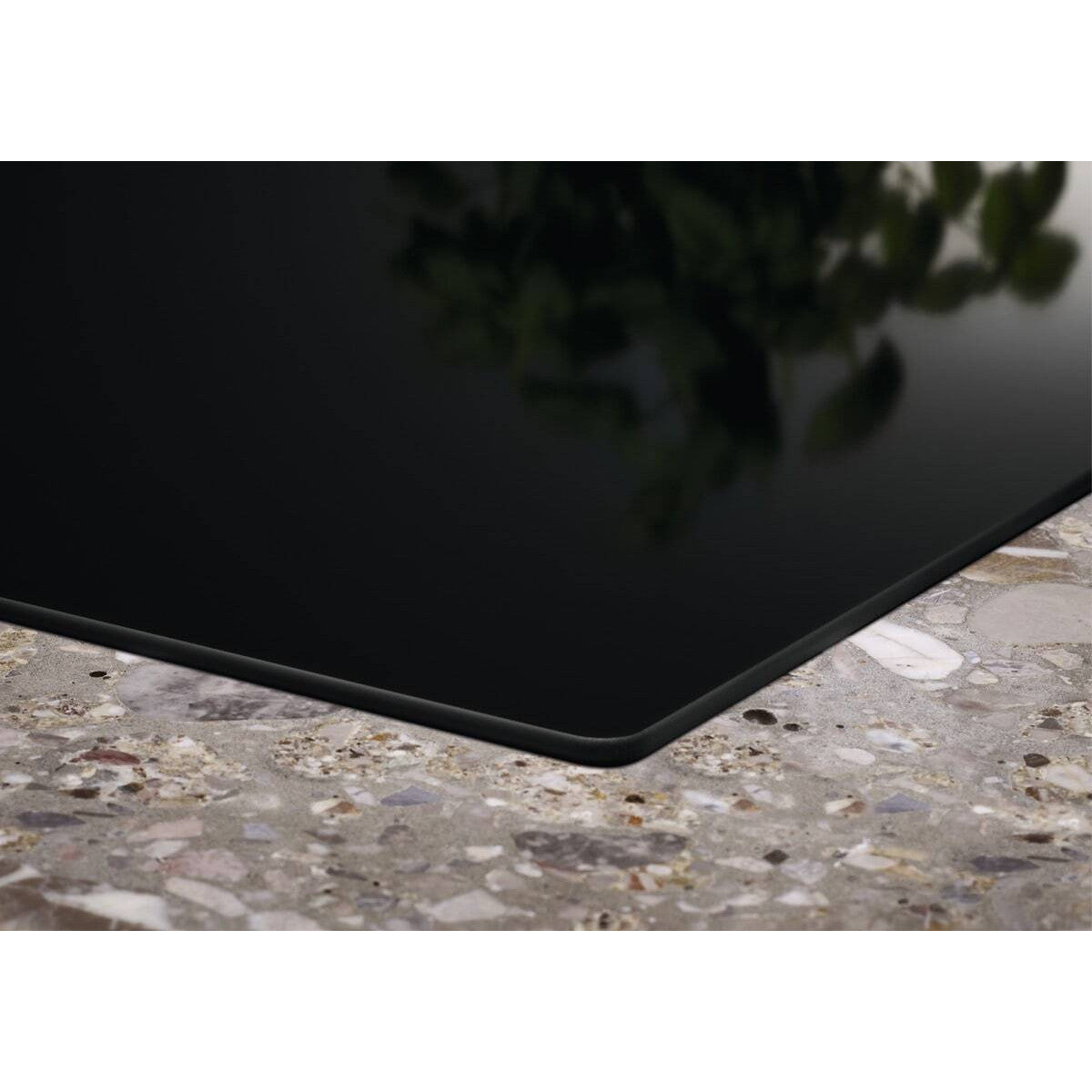 Electrolux KCC83410CK Nero Da incasso 80 cm Piano cottura a induzione 4 Fornello(i) Cappa da incasso