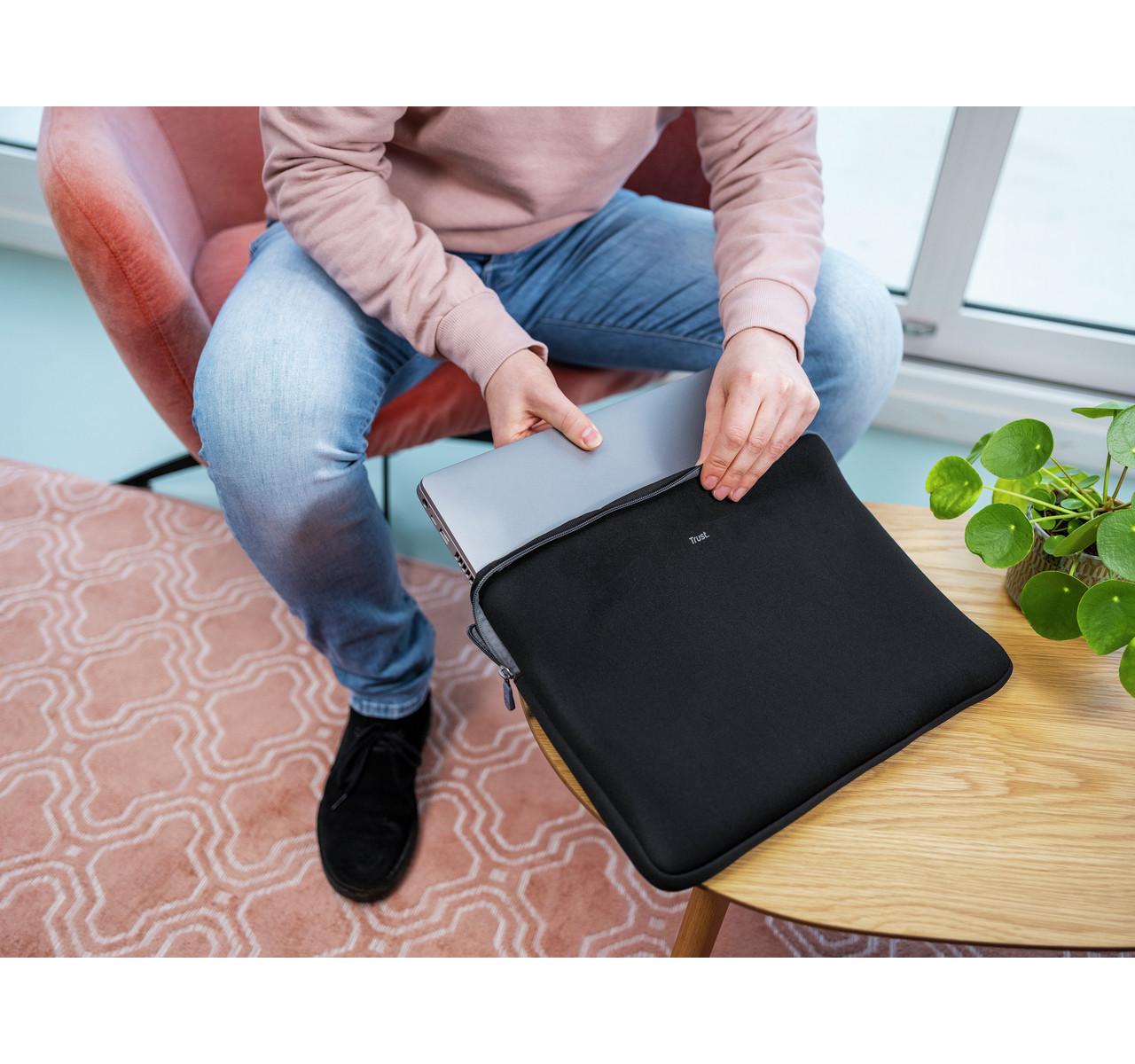 Trust 21248 borsa per laptop 39,6 cm 15.6" Custodia a tasca Nero