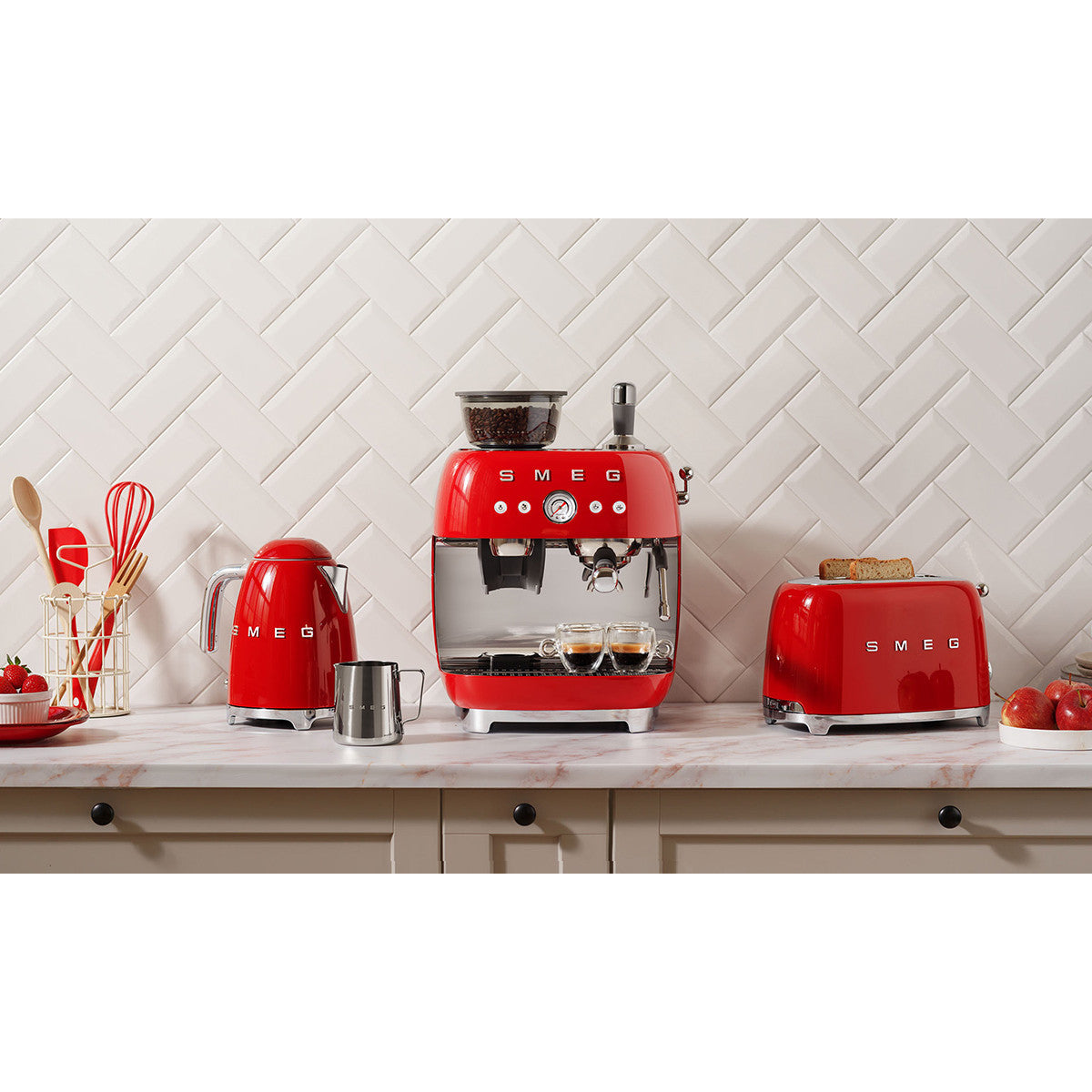 Smeg Bollitore Standard 50's Style pollici Rosso LUCIDO pollici KLF03RDEU