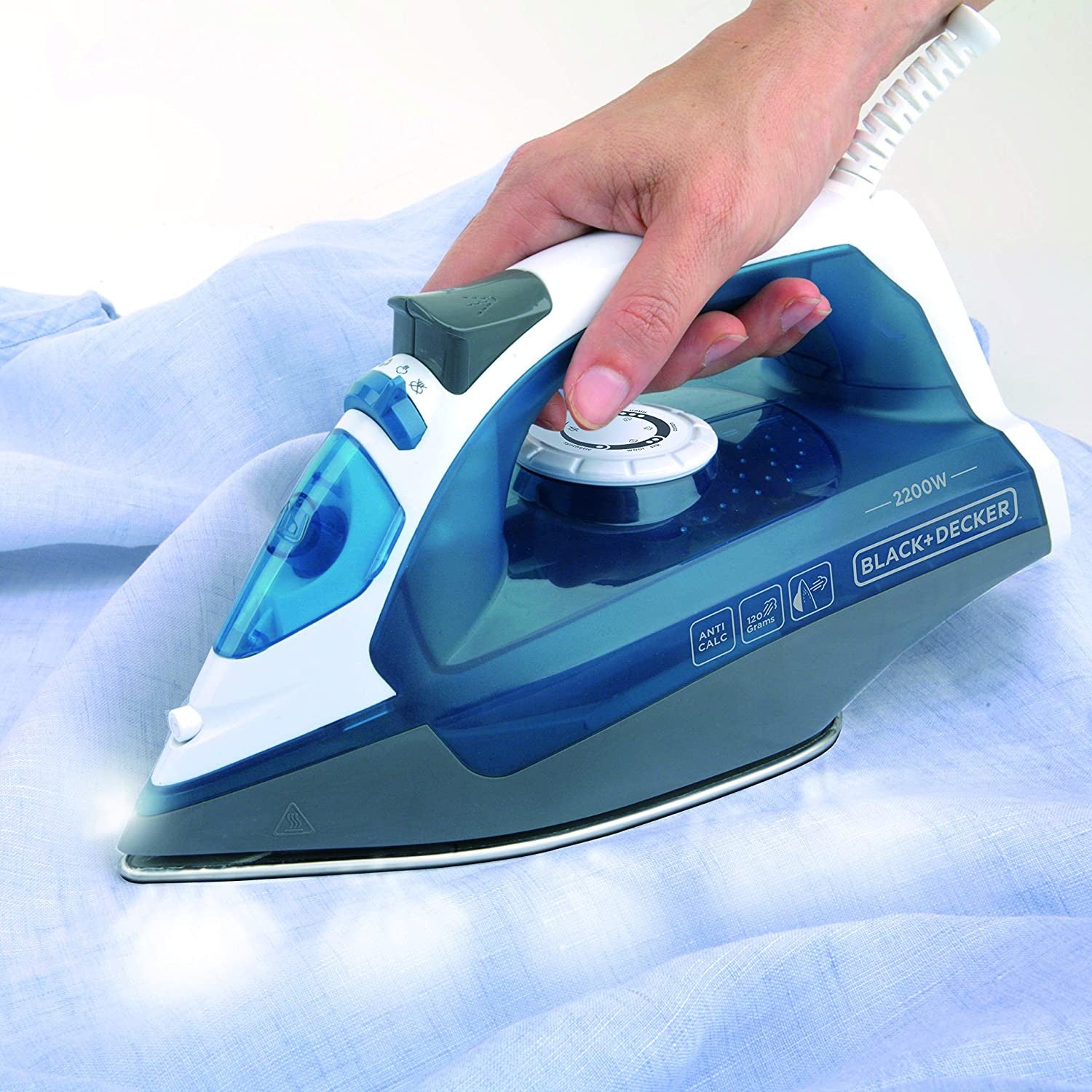 Ferro da Stiro Black e Decker BXIR2200E a Vapore Piastra Acciaio Bianco Blu