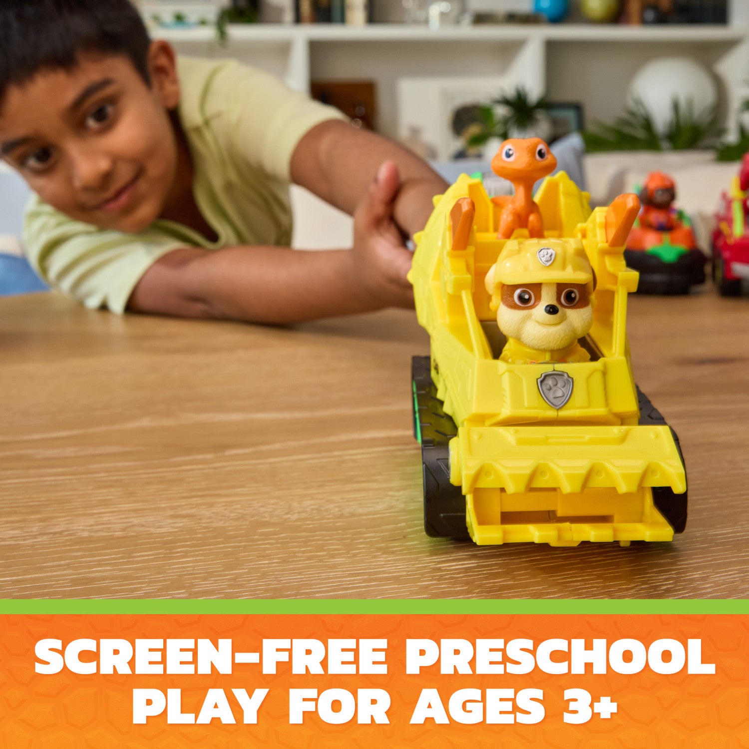 PAW Patrol : The Dino Movie, Rubble Dino Rescue Bulldozer con azione triturante e tenaglia articolata, 2 action figure e un veicolo, giocattoli per bambine e bambini dai 3 anni in su