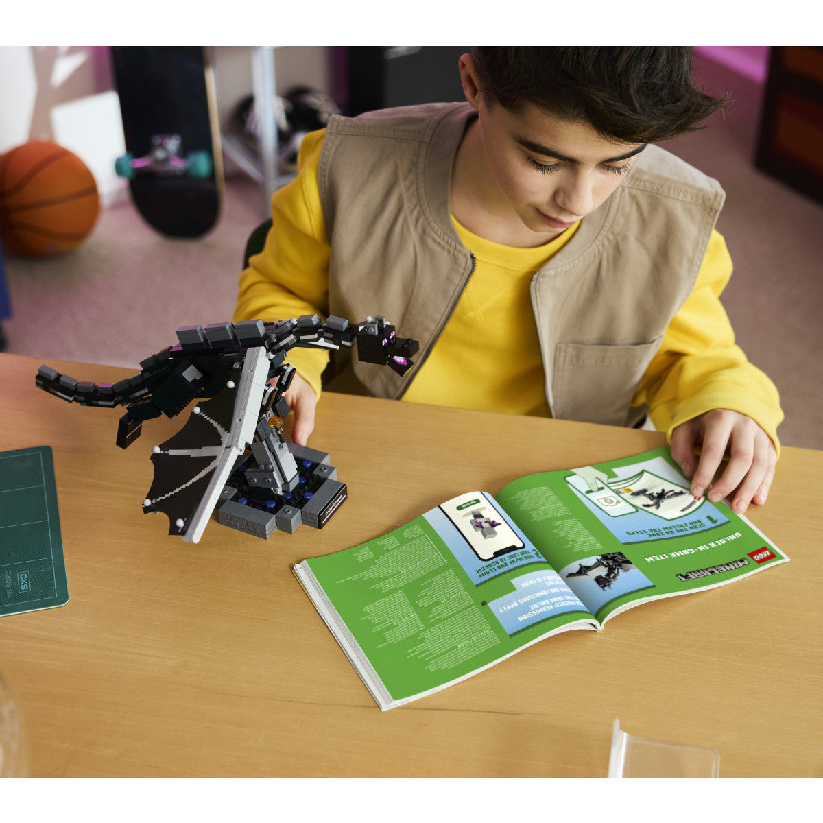 LEGO Minecraft 21595 Drago Dell'End - Set Da Costruzione 710 Pezzi Con Ali Mobili, Parti Snodabili E Supporto - Età 10
