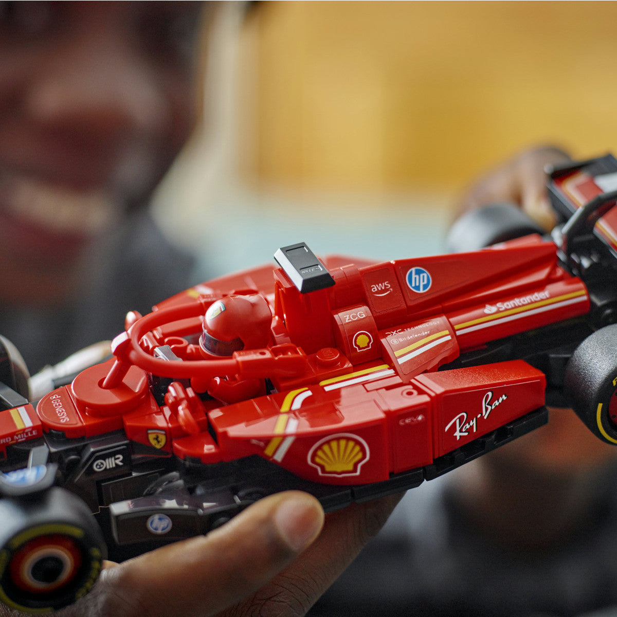 LEGO Speed Champions Ferrari SF-24 F1 Auto da Corsa 275 Pezzi 10