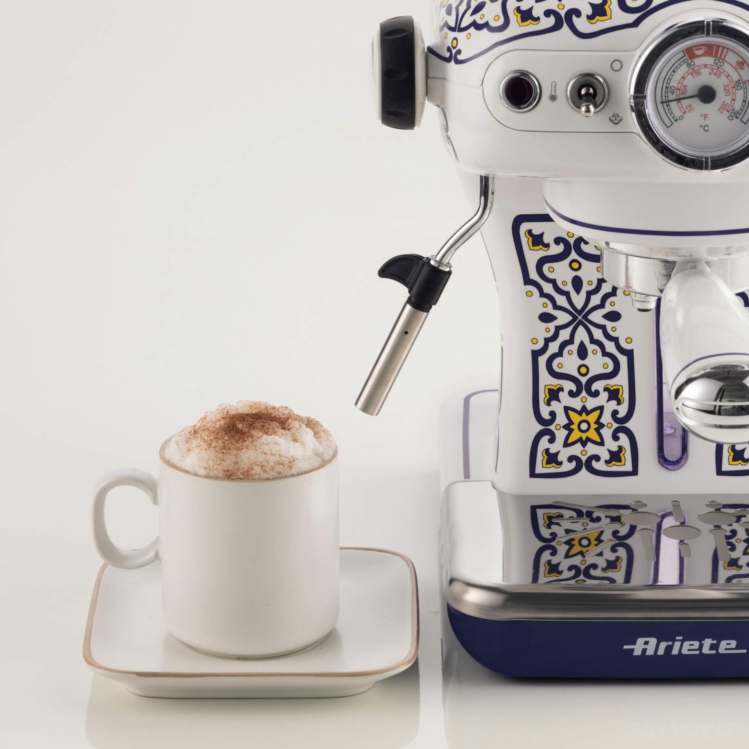 Ariete 1389 Macchina da caffè Capri, 850W, Capacità serbatoio 0,9L, Filtro འtazze, Vassoio raccogli goccia, Cappuccinatore
