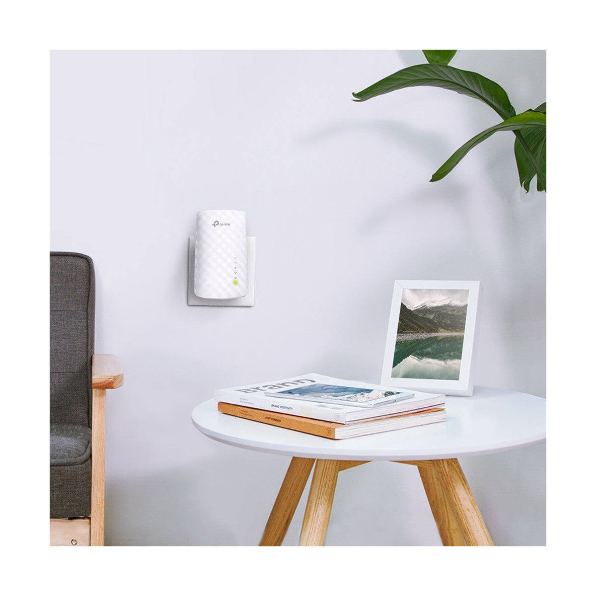 TP-Link RE200 moltiplicatore di rete Ripetitore di rete Bianco 10, 100 Mbit/s