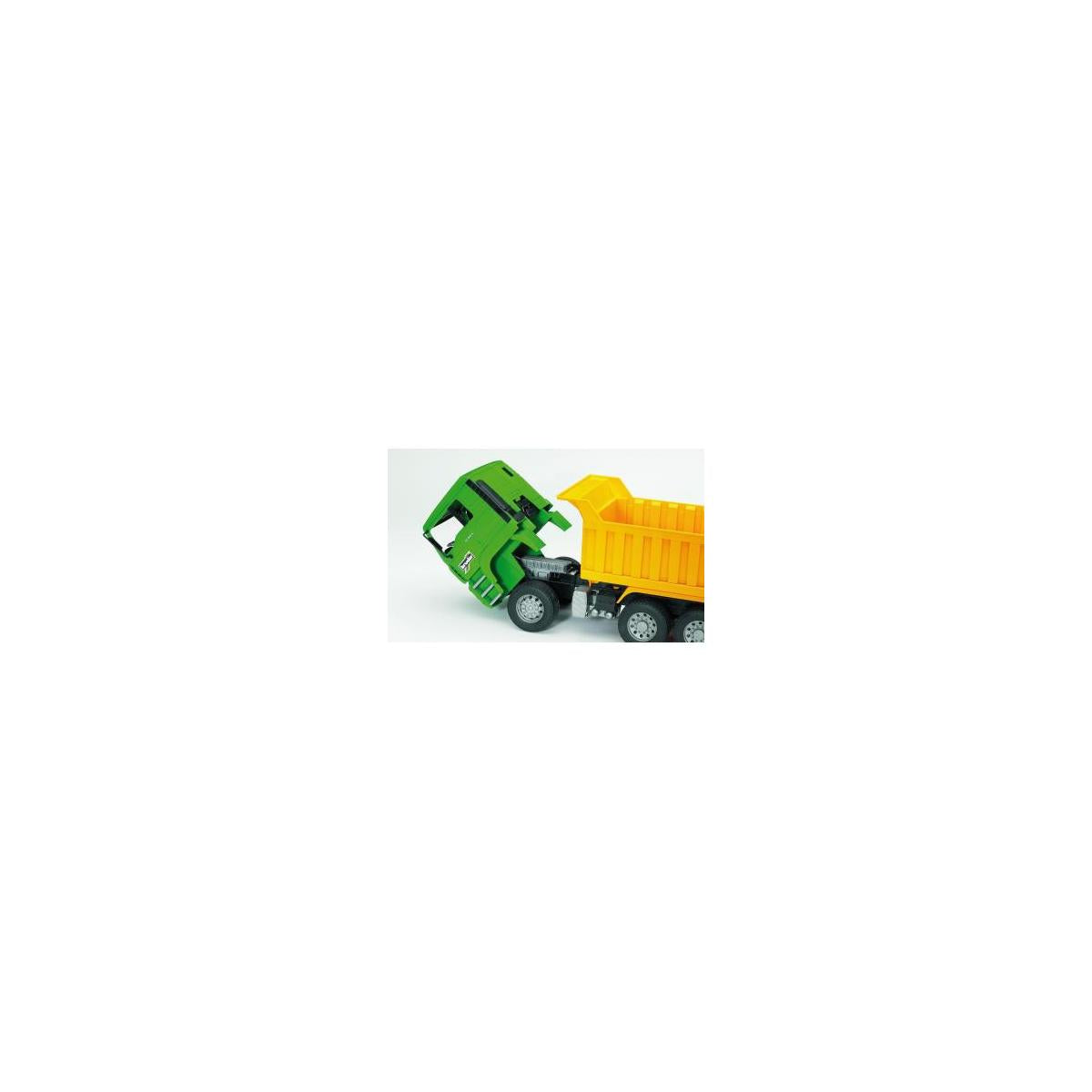 BRUDER MAN TGA Tip up truck