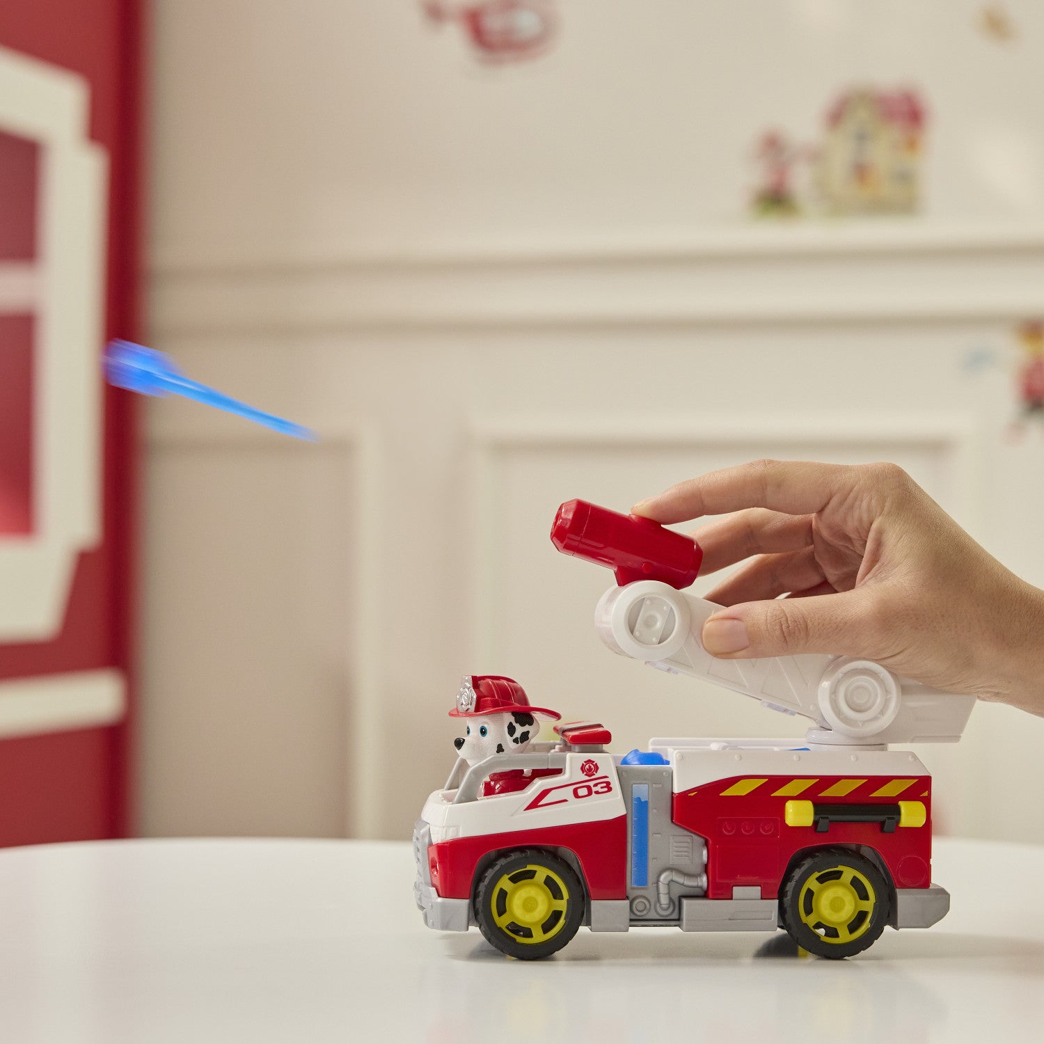 PAW Patrol Fire Rescue Camion dei Pompieri di Marshall con action figure, lanciamissili e camion giocattolo, giocattoli per bambini e bambine dai 3 anni in su