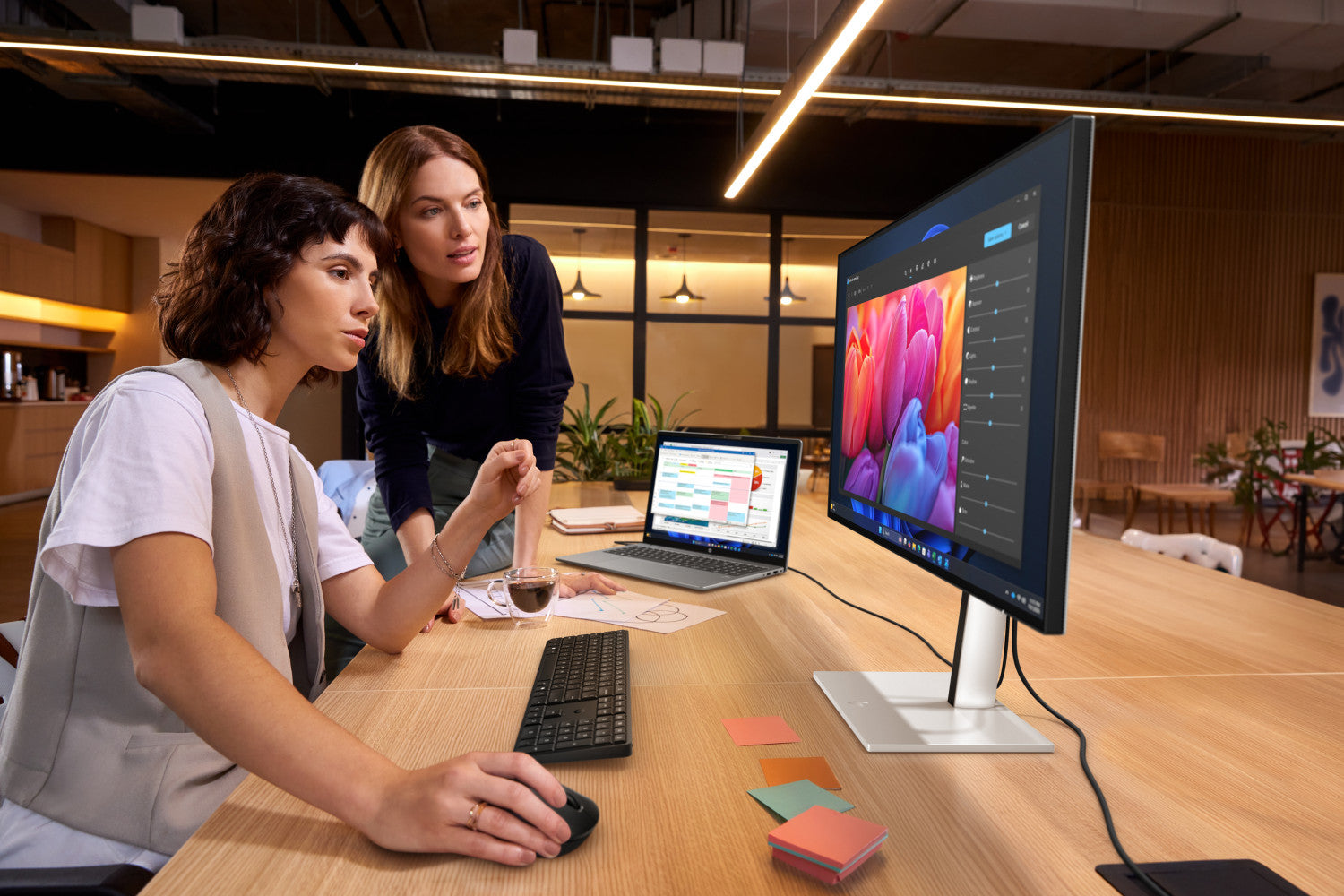 HP 200 G2a 16 inch Notebook PC AMD Ryzen 5 220 Computer portatile 40,6 cm (16") WUXGA 8 GB DDR5-SDRAM 256 GB SSD Wi-Fi 7 (802.11be) Windows 11 Pro Grigio