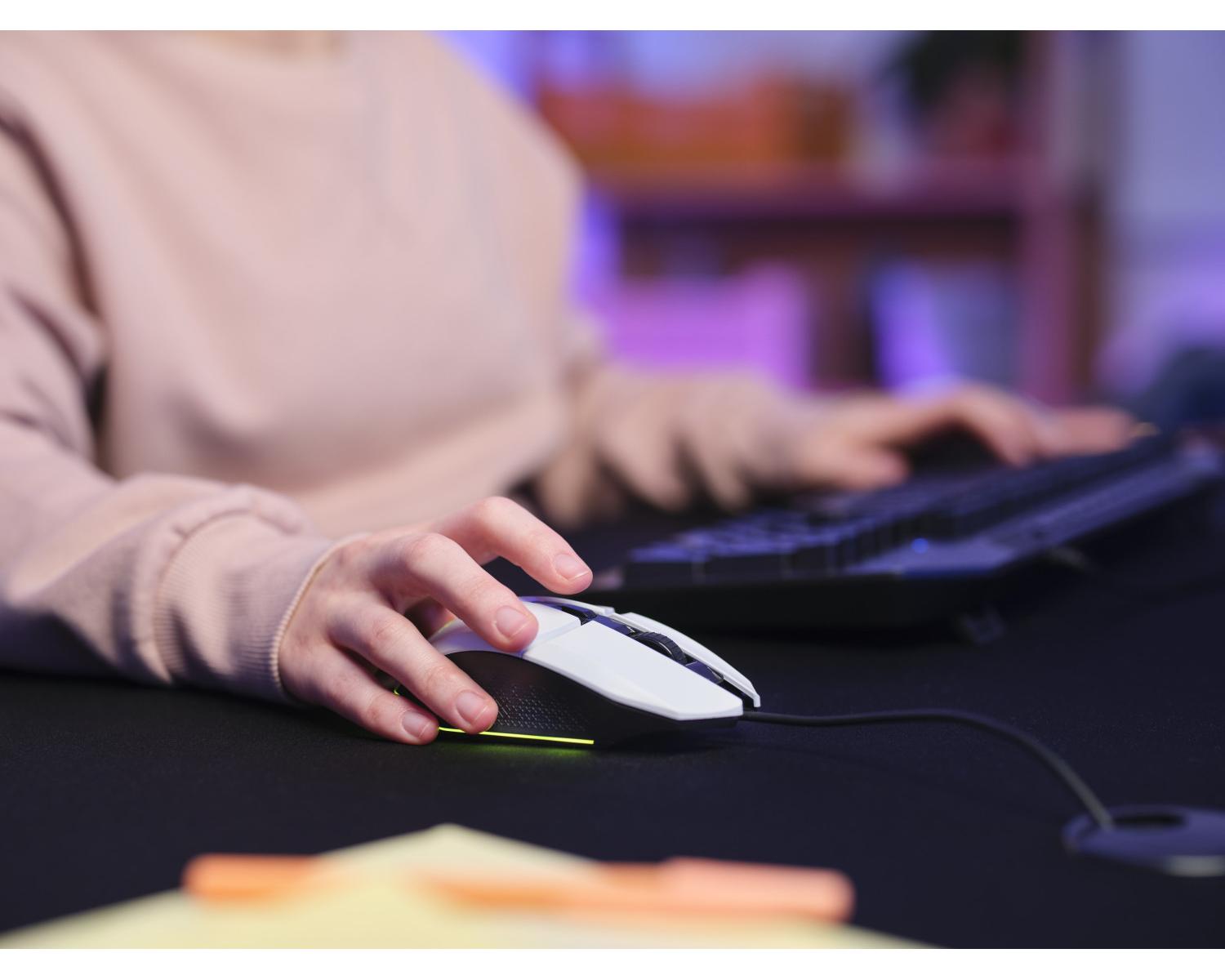 Trust GXT 109W Felox mouse Mano destra USB tipo A Ottico 6400 DPI