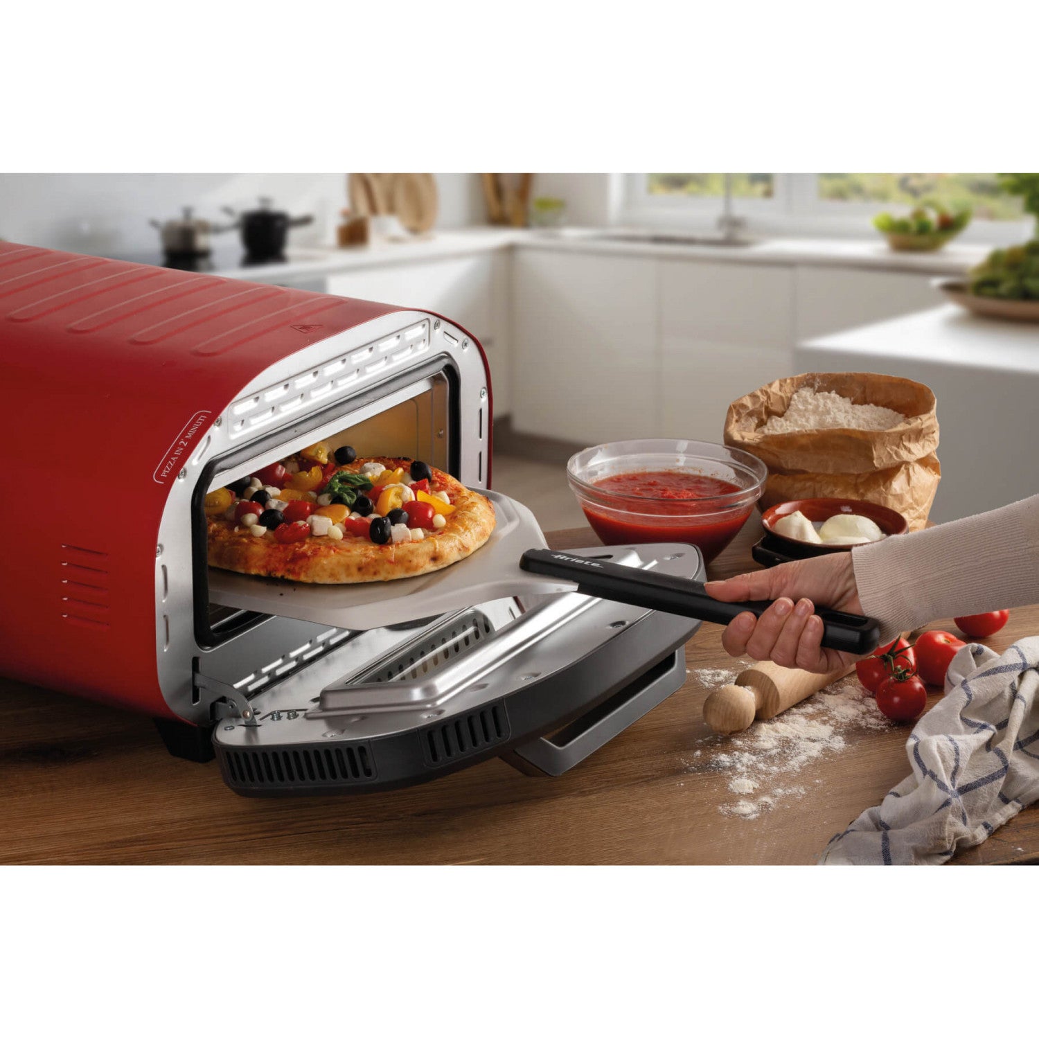 Ariete 3901 Da Gennaro, Forno per pizza, 2200W, Temperatura 430 C, 2 minuti di cottura, Pietra refrattaria, Rosso