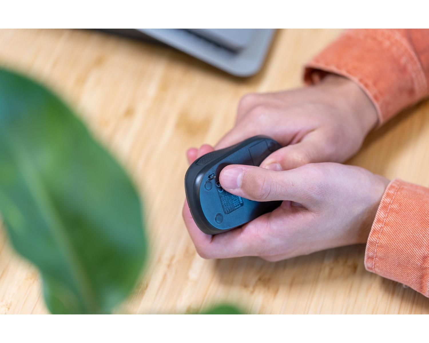 Trust 24796 Mouse Trust Wireless Primo Blu Opaco