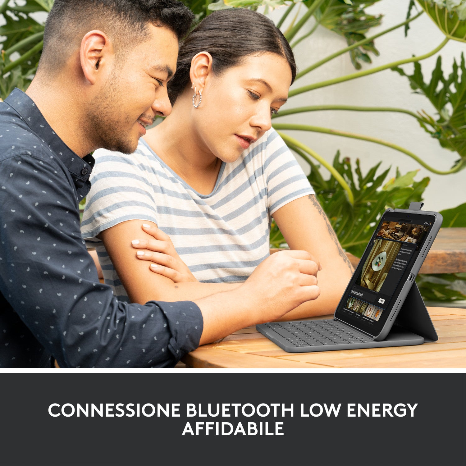 Logitech Slim Folio Custodia con Tastiera Bluetooth QWERTY Italiano per Apple Ipad 10 Grigio