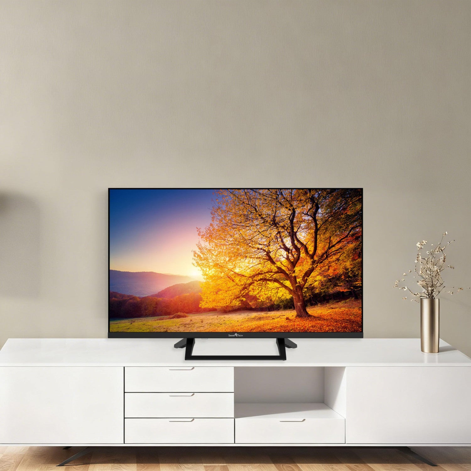Smart Tech TV LED HD 32" Google TV Triple Tuner Wi-Fi Bluetooth HDMI USB