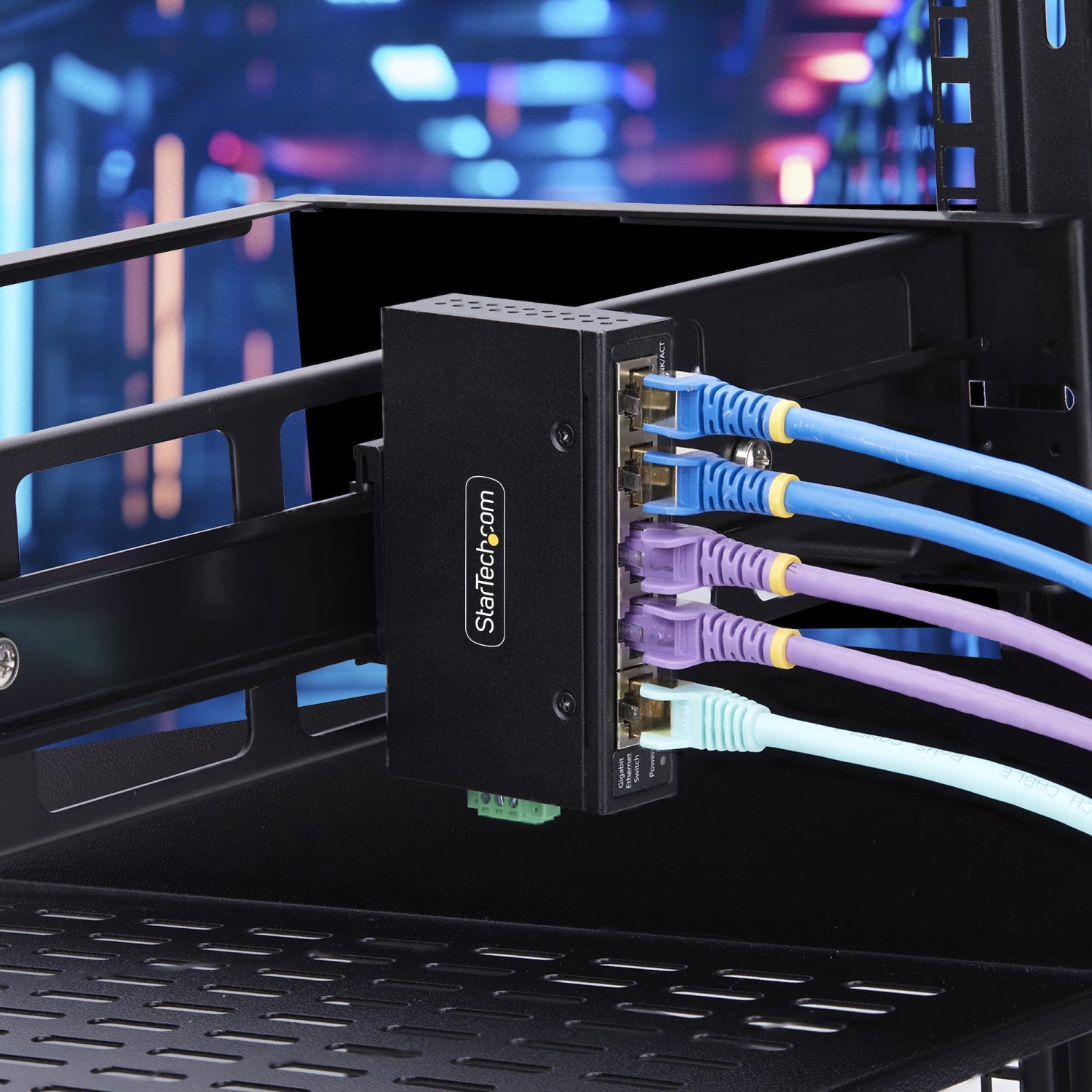 StarTech.com Switch di Rete Industriale non gestito a 5 porte, 100/1000 Ethernet, montaggio su guida DIN/parete, Switch Gigabit IP30 robusto, -40 - 75 C, 9 60V CC, TAA