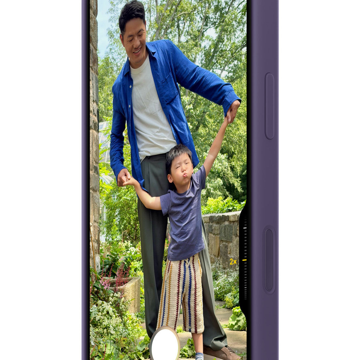 Apple MGF04ZM/A custodia per Apple iPhone 17 Cover Viola