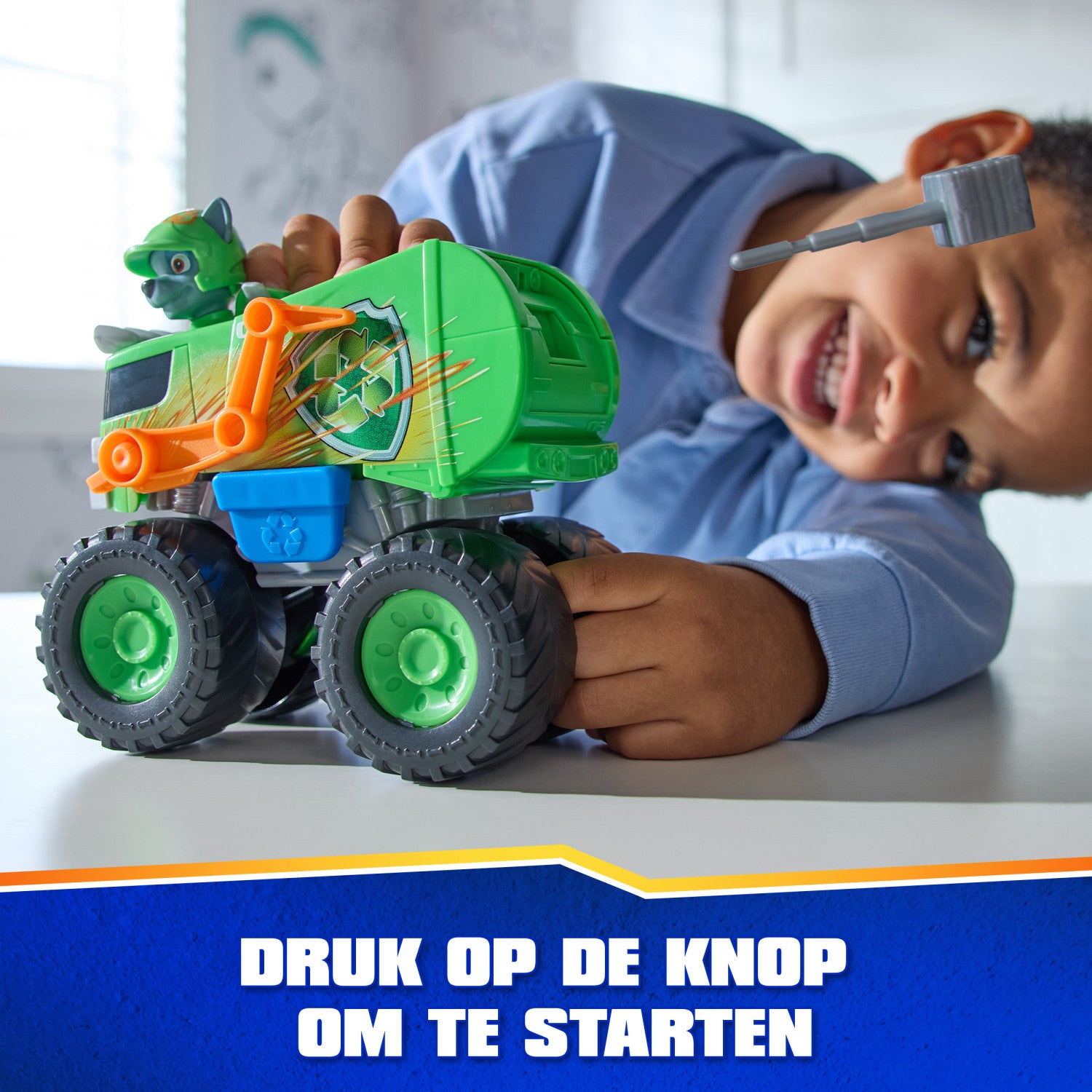 PAW Patrol Rescue Wheels, camion per la raccolta differenziata di Rocky, veicolo giocattolo con lanciamissili e action figure collezionabile, giocattoli per bambini e bambine da 3 anni in su