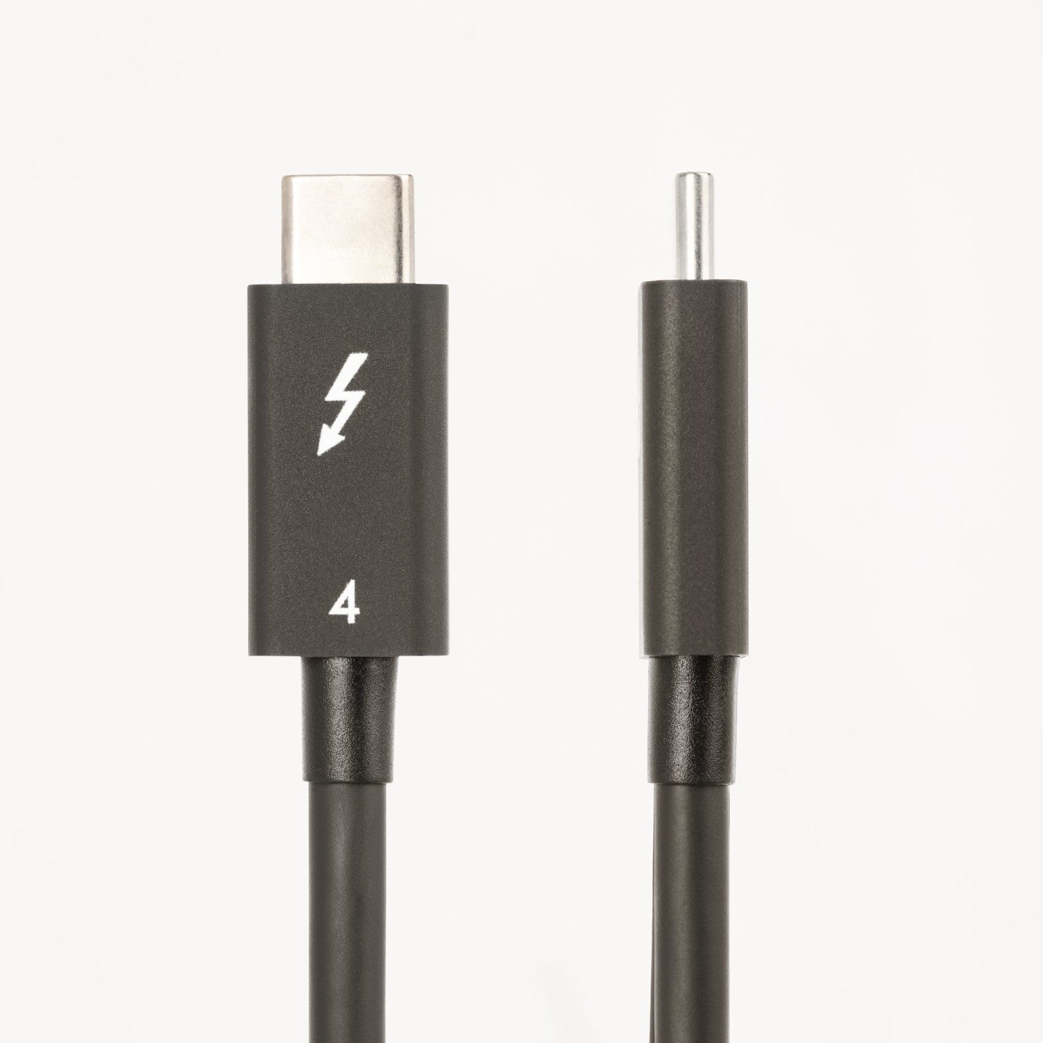 StarTech.com Cavo Thunderbolt 4 da 50cm - 40Gbps - PD 100W - Cavo Video/Trasferimento dati 4K/8K - Cavo Thunderbolt Certificato Intel Compatibile con USB4/Thunderbolt 3/USB 3.2/USB Tipo C/DisplayPort - Cavo USB C