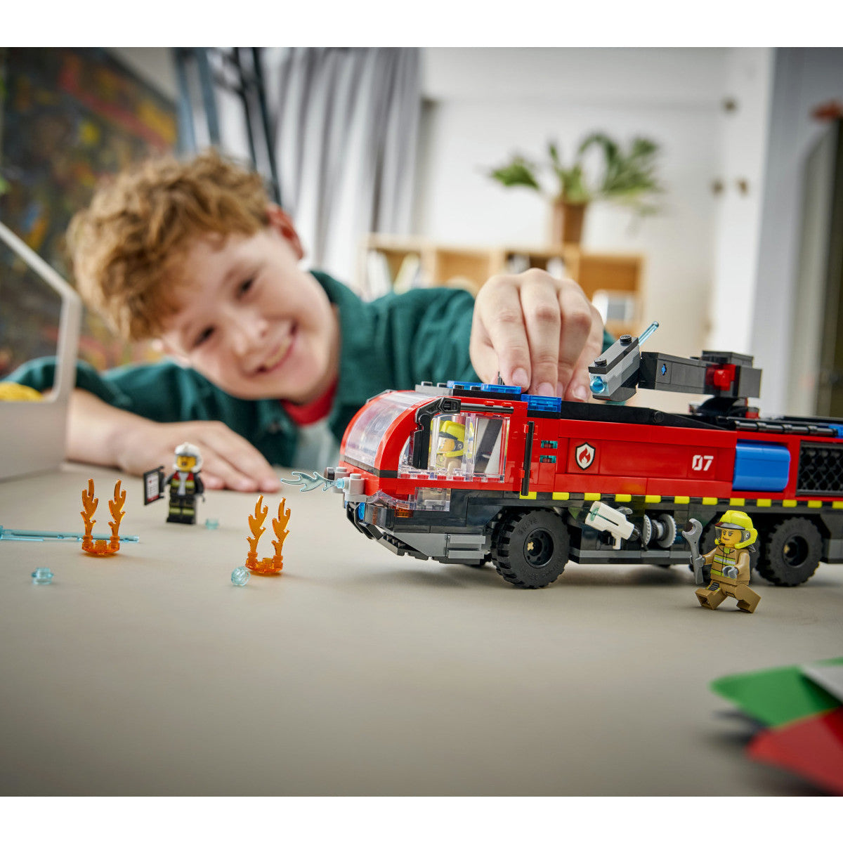LEGO City Autopompa Dell'Aeroporto 60499 - 691 Pezzi