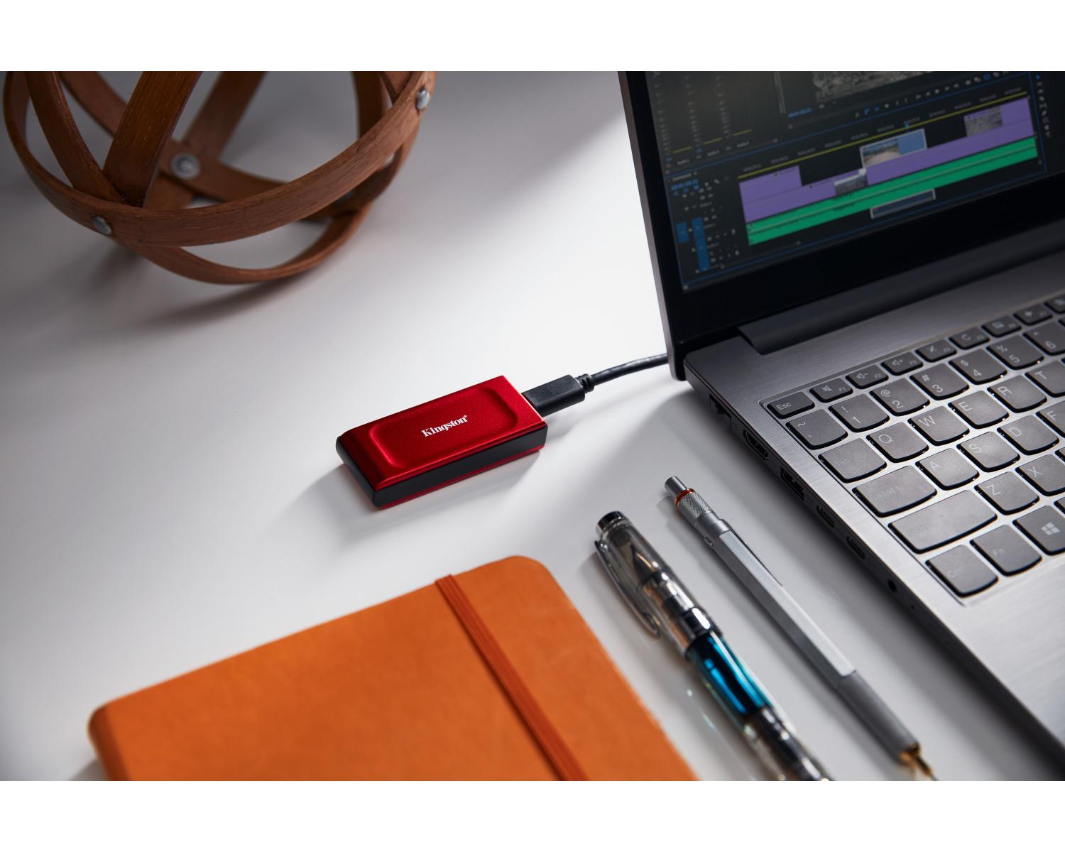 Kingston Technology 1TB SSD esterno XS1000 USB 3.2 Gen 2. Rosso