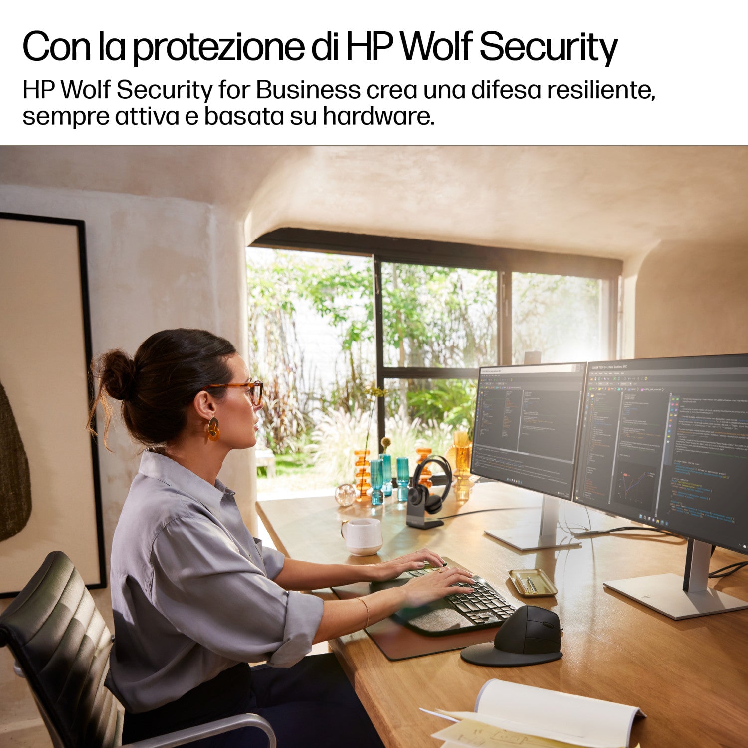 HP E07L7AT PC/stazione di lavoro Intel Core Ultra 7 265 32 GB DDR5-SDRAM 1 TB SSD Windows 11 Pro SFF AI PC