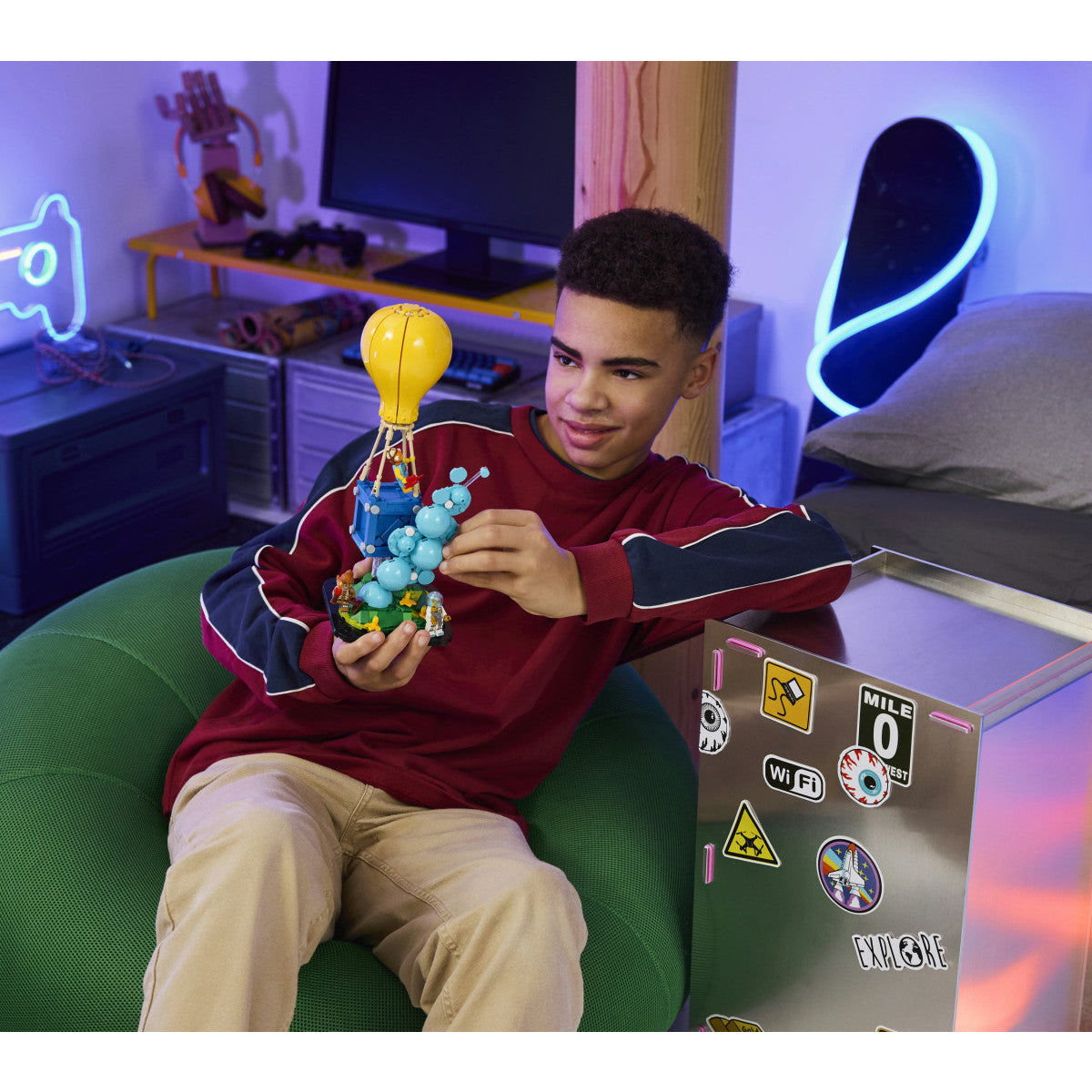 LEGO Fortnite 77080 Consegna Di Rifornimenti, Set Da Costruzione Con 3 Minifigure E Accessori, 314 Pezzi, Per Bambini E Gamer Dai 10 Anni