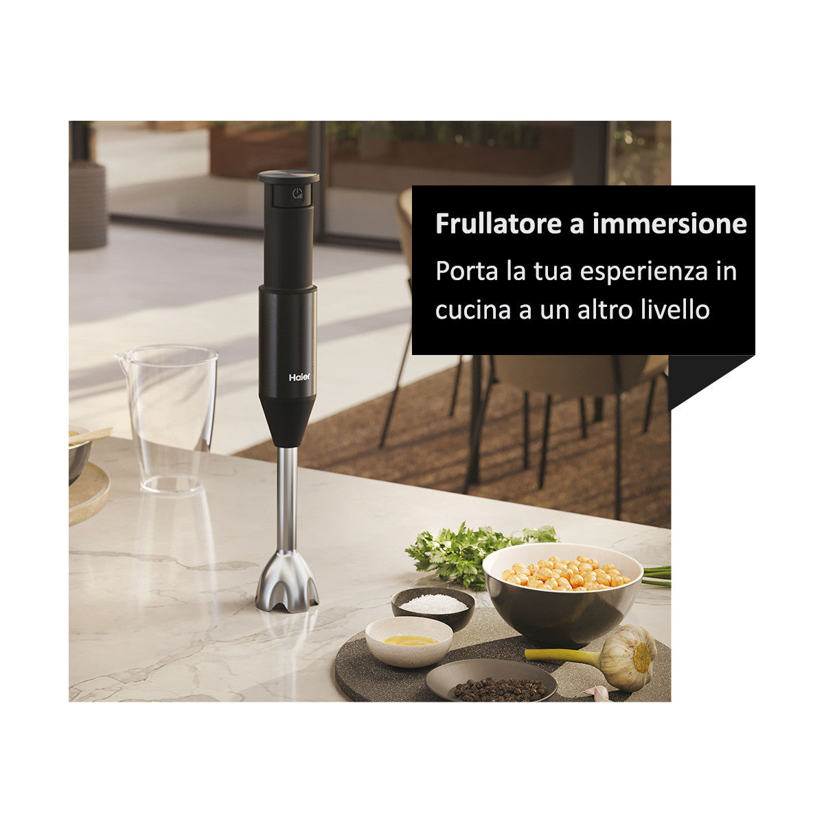 Haier I-Master Series 5 Frullatore a immersione I-Master Serie 5 Nero, 3 lame in acciaio inox, becher 0,9 L, Accessoriato Venduto come Grado C 8059019065465
