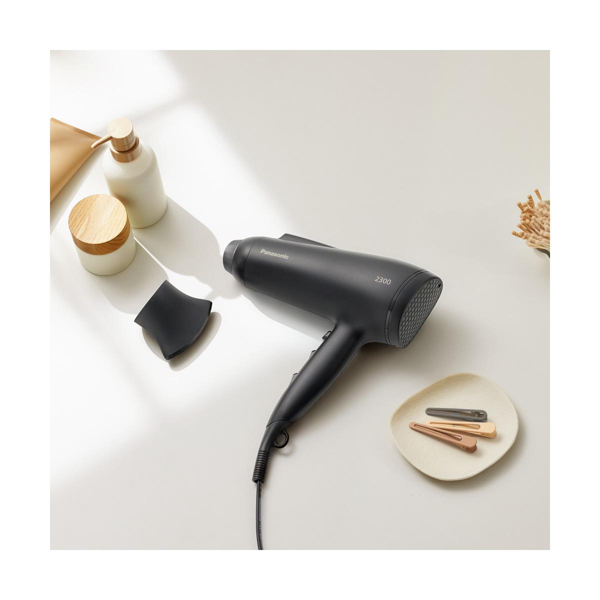 Panasonic EH-NE87 asciuga capelli 2300 W Nero