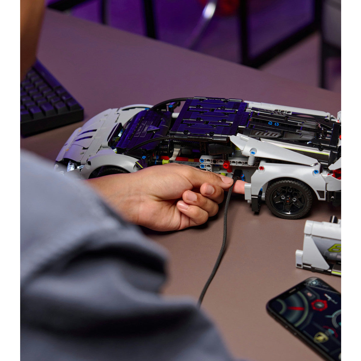 LEGO Technic Lamborghini Revuelto 42214 Auto Telecomandata 10 Anni 1135 Pezzi