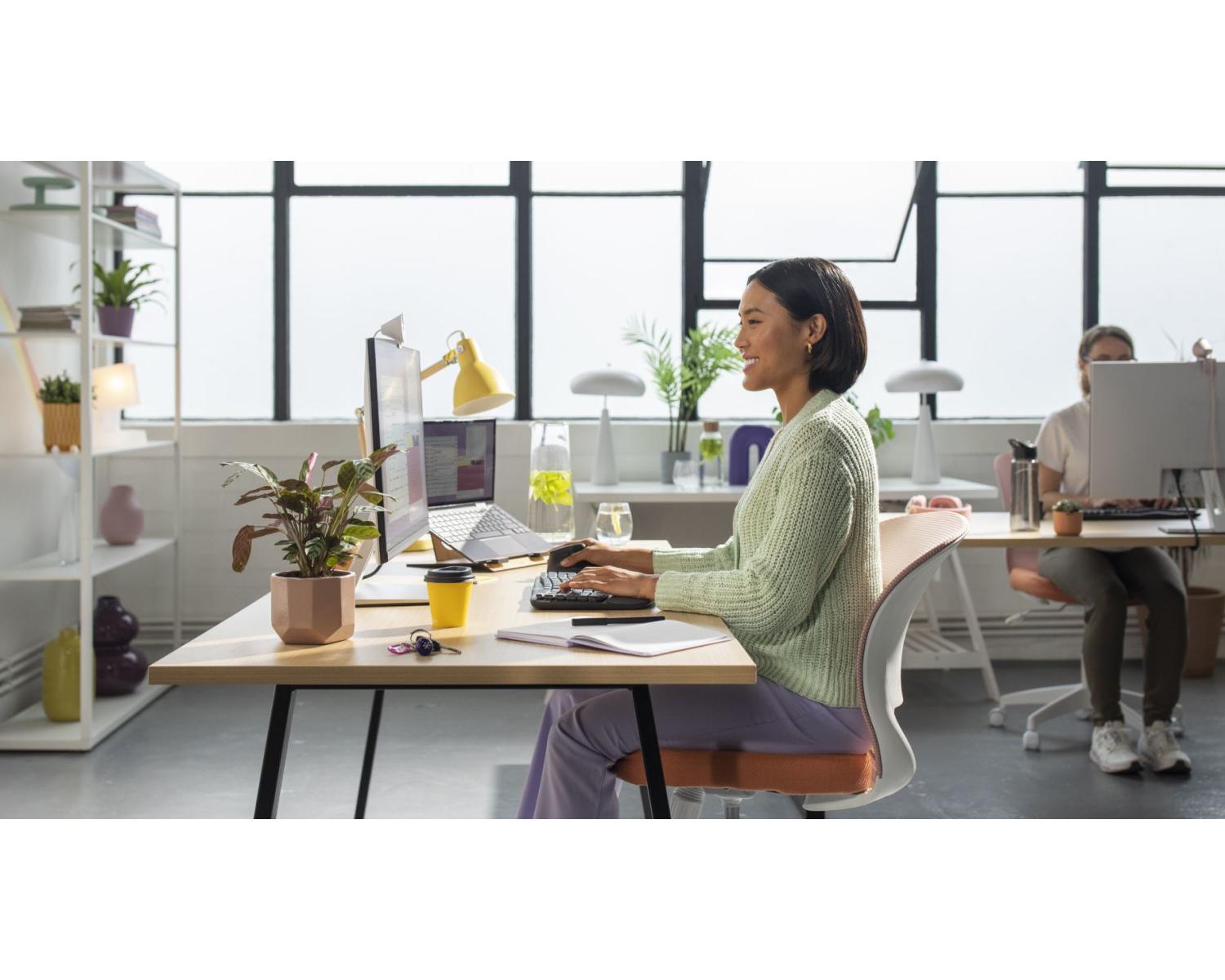 Logitech Tastiera WAVE KEYS WIRELESS ERGONOMICA Grafite