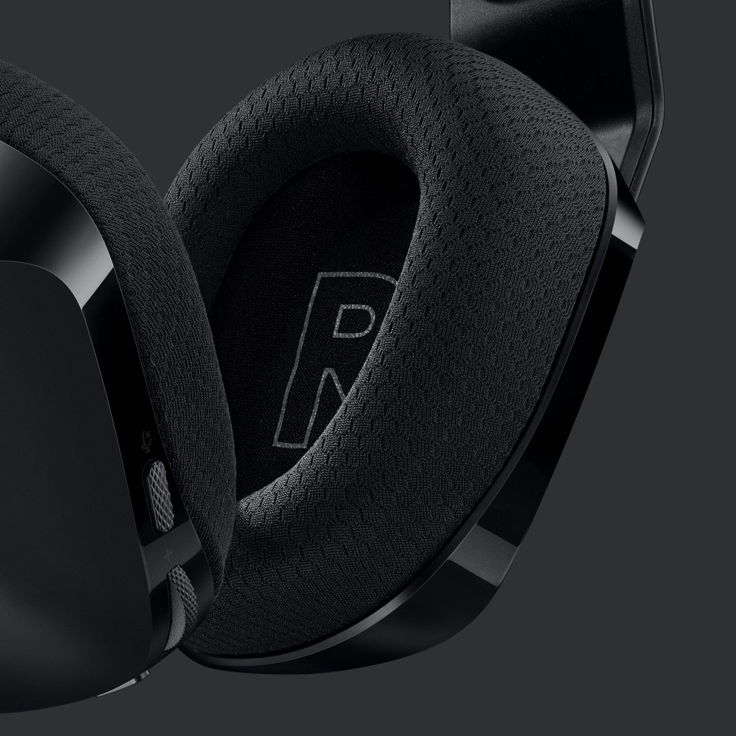 Logitech G733 Cuffia Padiglione Auricolare Nero