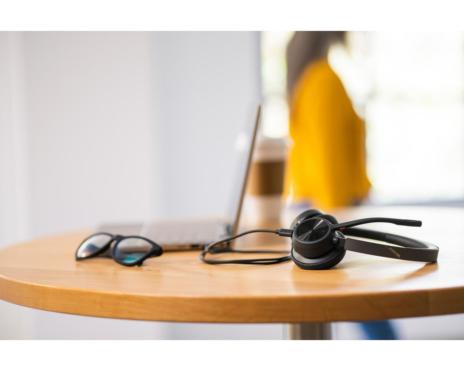 Auricolare POLY 77Y98AA Voyager 4320 Microsoft Teams Certified USB-A Headset BT700 dongle Con cavo e senza cavo Ufficio USB tipo A Bluetooth Nero