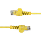 StarTech.com Cavo Ethernet CAT6 Giallo da 50cm; Patch UTP con Plug RJ45 Antigroviglio e Rilievi di Trazione, Cavo Lan Slim in Rame Puro 28AWG, Sottoposto a test Fluke