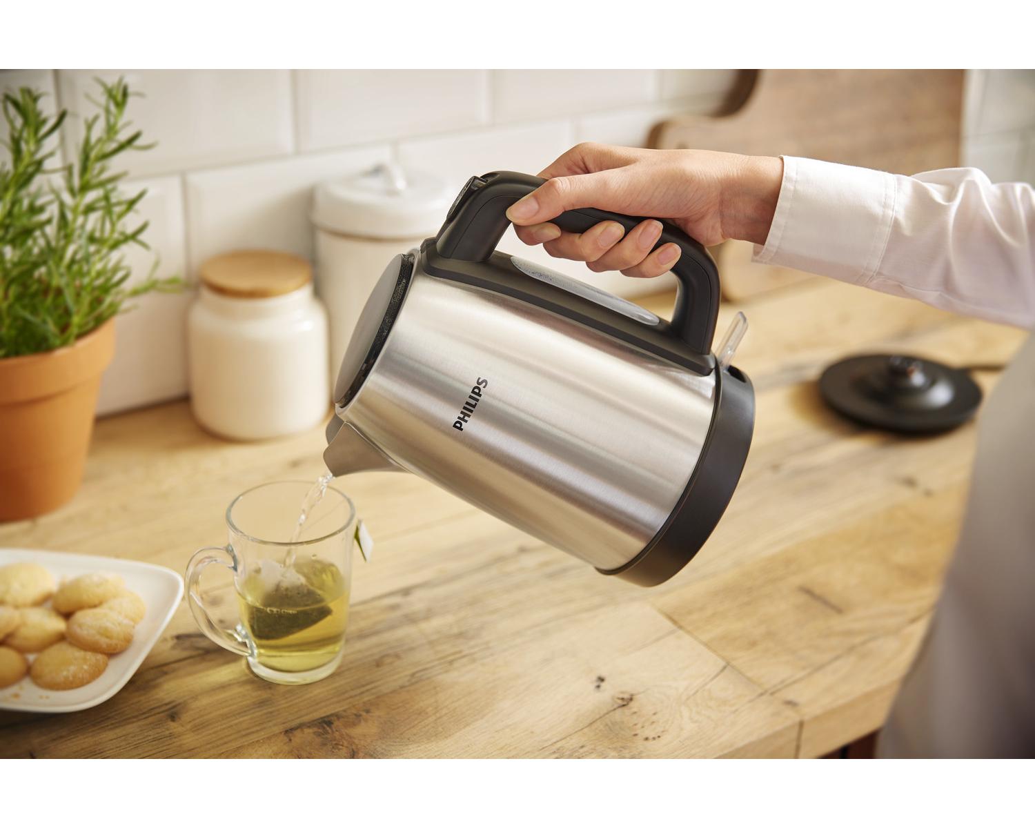 Philips Daily Collection Bollitore in Metallo da 1,7 L con Spia