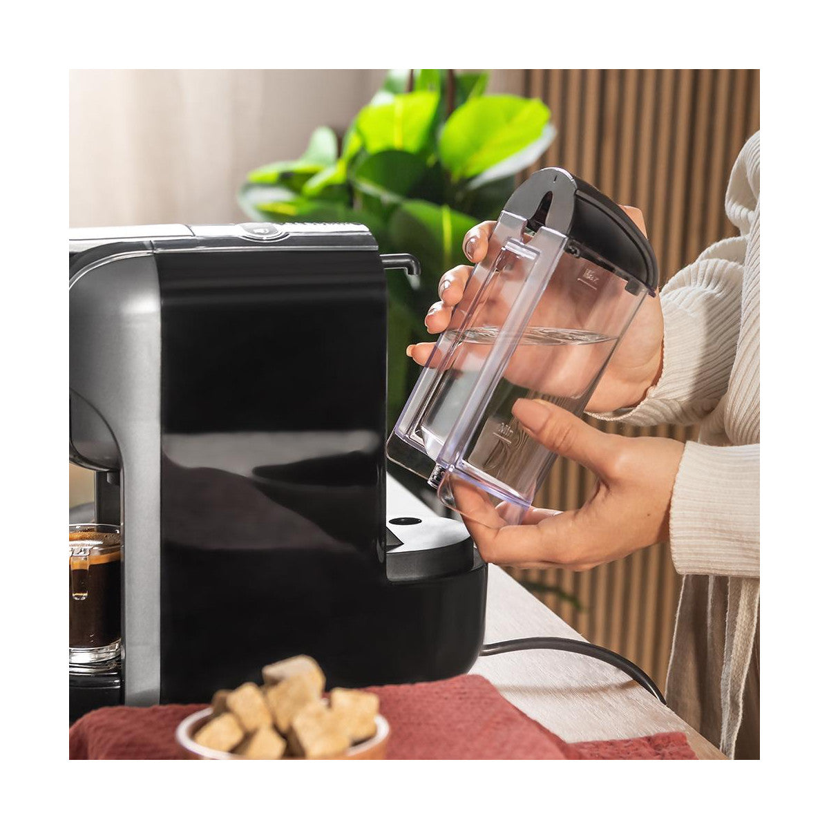 Cecotec FreeStyle Compact Automatica Macchina per caffè a capsule 0,6 L