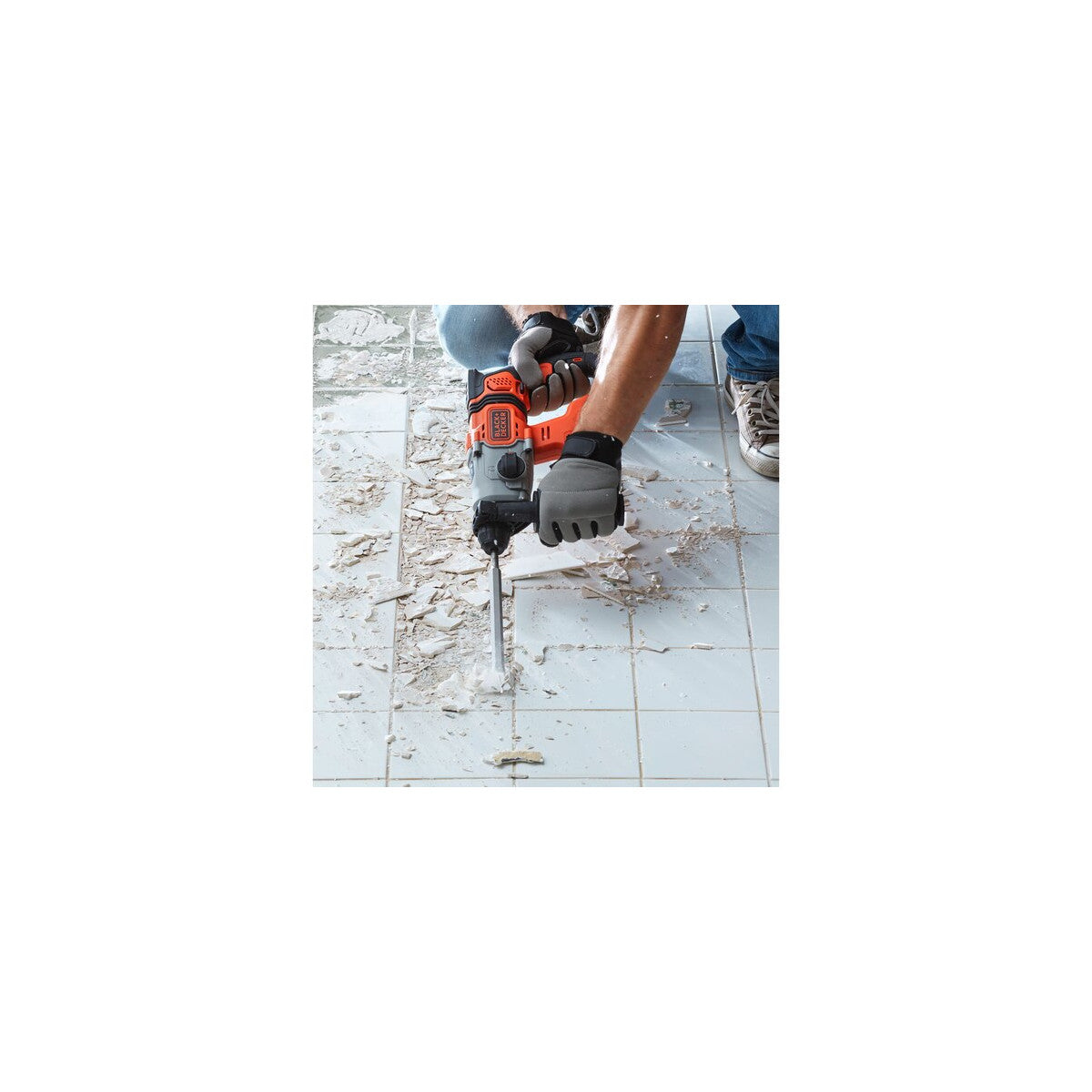 Black e Decker BCD900B-XJ trapano 1880 Giri/min SDS-plus Nero, Arancione