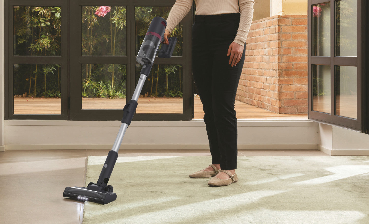 Hoover HFG10HX 011 Aspirapolvere elettrica Batteria Secco Senza sacchetto 0,55 L 200 W Nero
