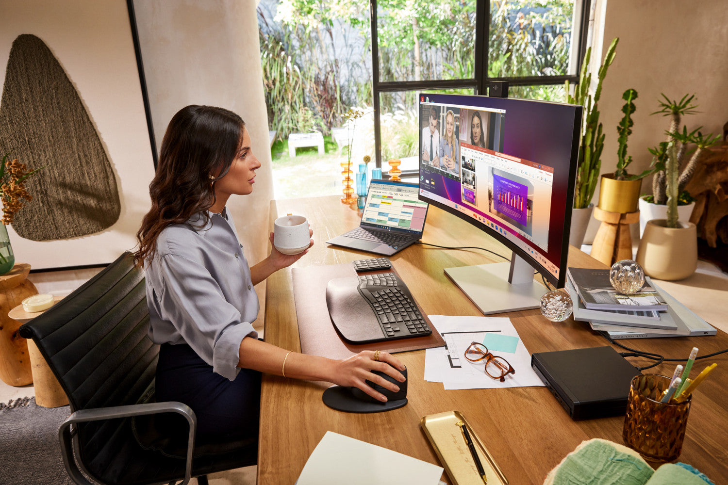 HP Series 7 Pro Monitor serie 7 Pro WQHD per videoconferenze da 34'' - 734pm