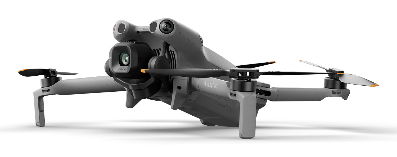 DJI MINI 5 PRO FLY MORE COMBO ( RC-N3) 4 rotori Quadrirotore 50 MP 3840 x 2160 Pixel 2788 mAh Nero, Grigio