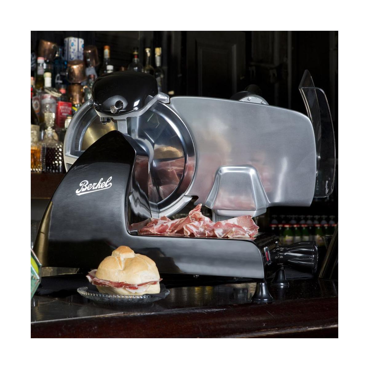 Berkel Red Line 250 affettatrice Elettrico 190 W Nero