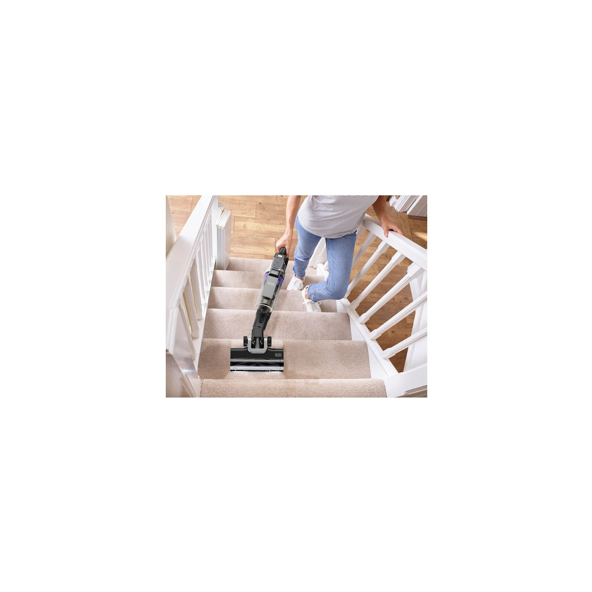 Black Decker Aspirapolvere elettrica Batteria Secco Senza sacchetto 0,65 L Viola 2,5 Ah