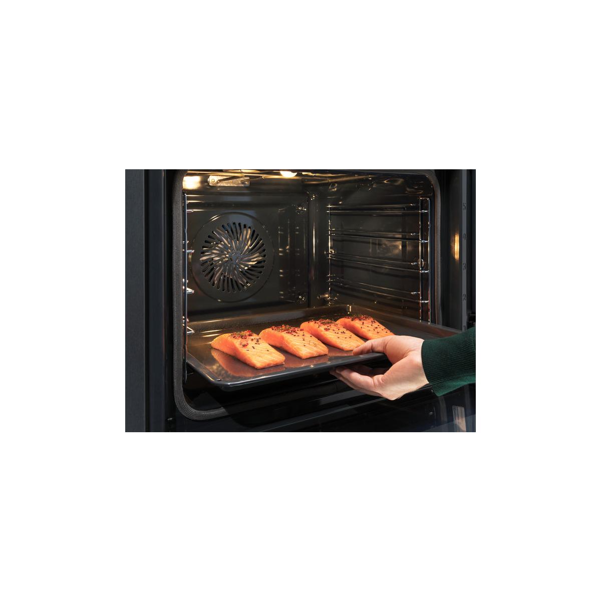 Electrolux Serie 800 KOBBS39WX 70 L 3000 W A Acciaio inox