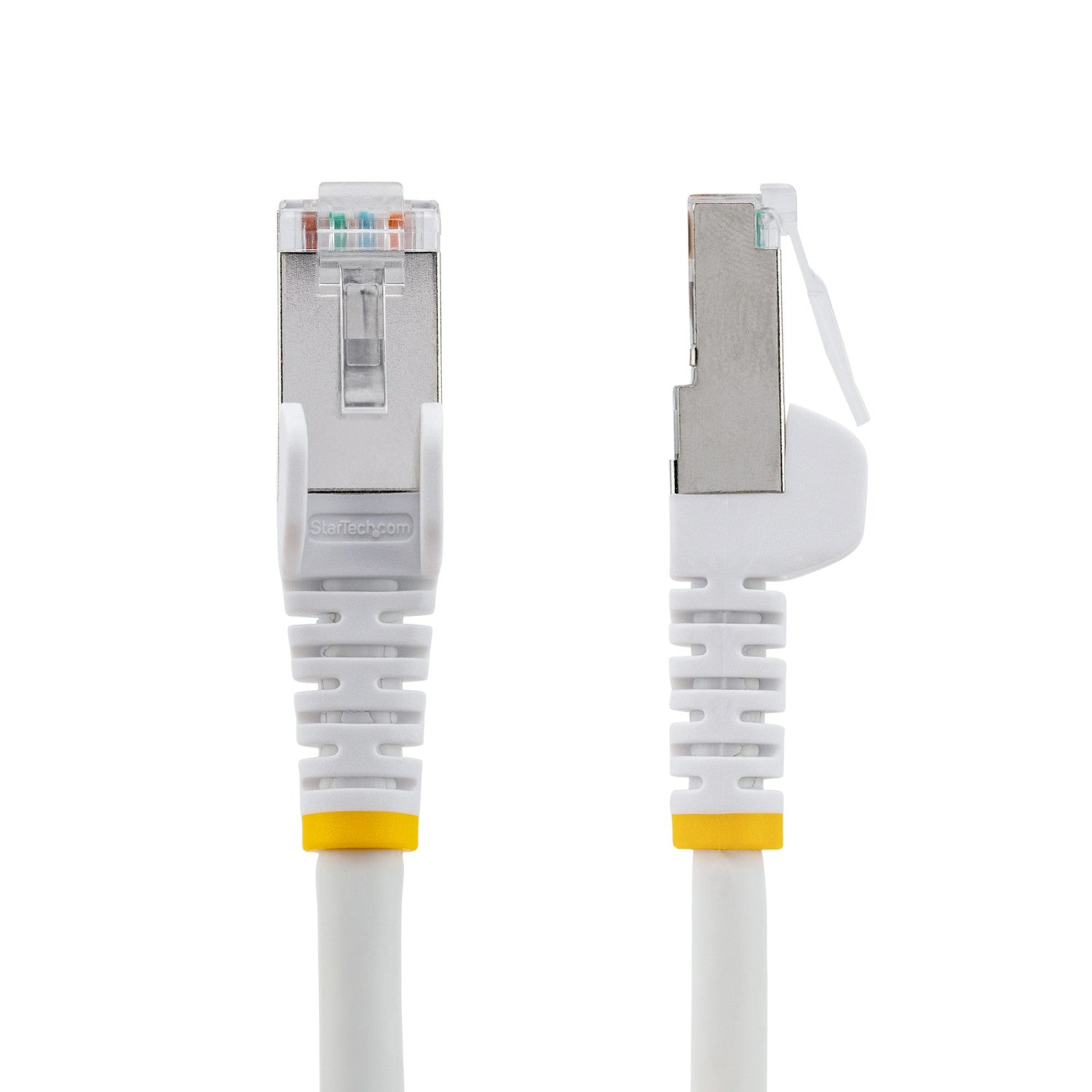 StarTech.com Cavo Ethernet CAT 6a - 2m - Bianco - Cavo di rete LAN Low Smoke Zero Halogen (LSZH) - 10GbE 500MHz 100W PoE - Filo/Cavo patch schermato S/FTP con spinotto RJ45 antigroviglio e rilievi di trazione