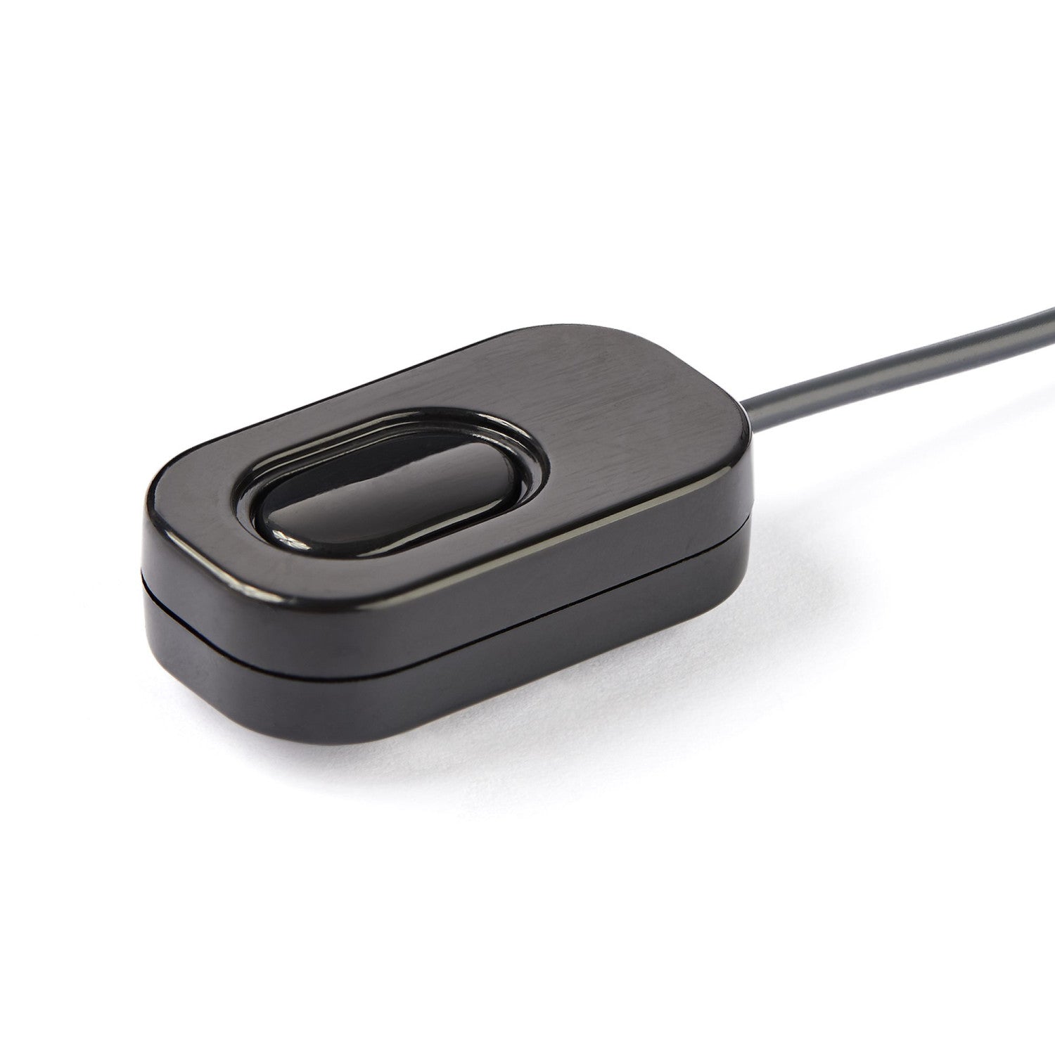 StarTech.com Switch KVM HDMI a 2 porte 4K 60Hz - Switch KVM compatto a doppia porta UHD/Ultra HD USB con cavi da 4 piedi integrati e audio - Alimentazione tramite bus e commutazione remota - MacBook ThinkPad