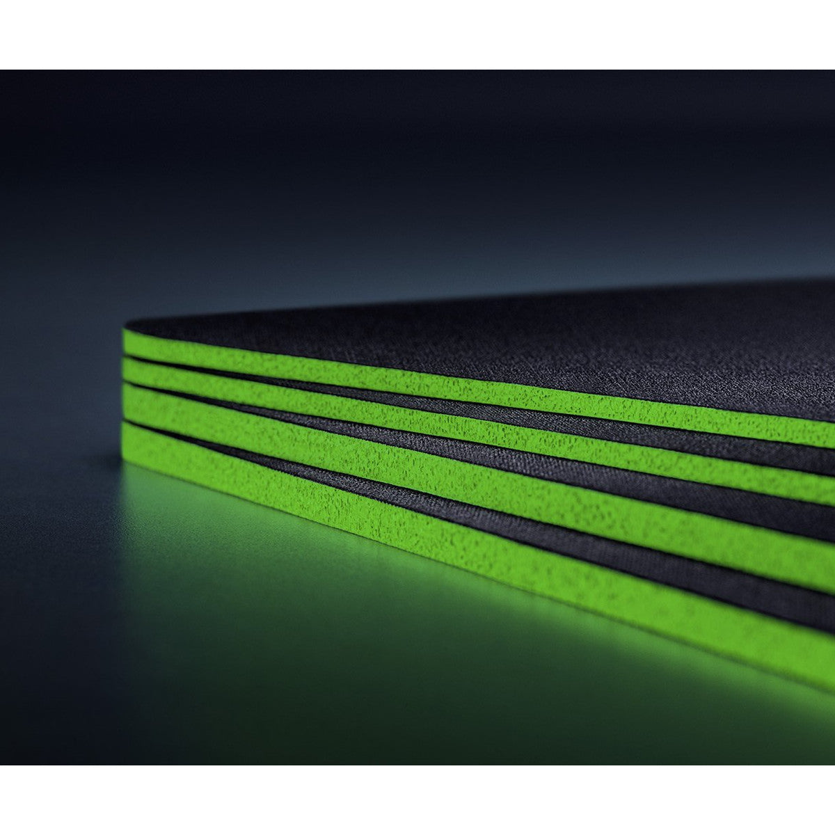 Razer Gigantus V2 - Medium Tappetino per mouse per gioco da computer Nero, Verde