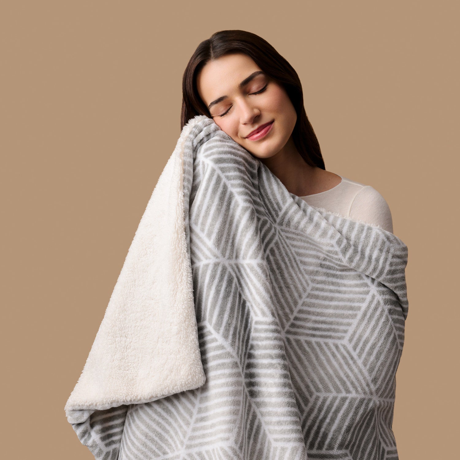 Imetec CaldoPlaid Adapto Plus Velvet Sherpa 160x120 cm, Plaid riscaldabile, Morbida Coperta elettrica, Tecnologia Adapto Plus, Sistema Sicurezza ElectroBlock, Caldo Subito, 6 Temperature, Bassi Consumi, Lavabile